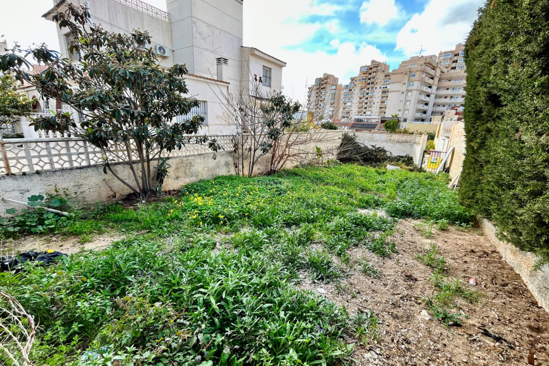 Resale - Plot / Land - Torrevieja - Costa Blanca