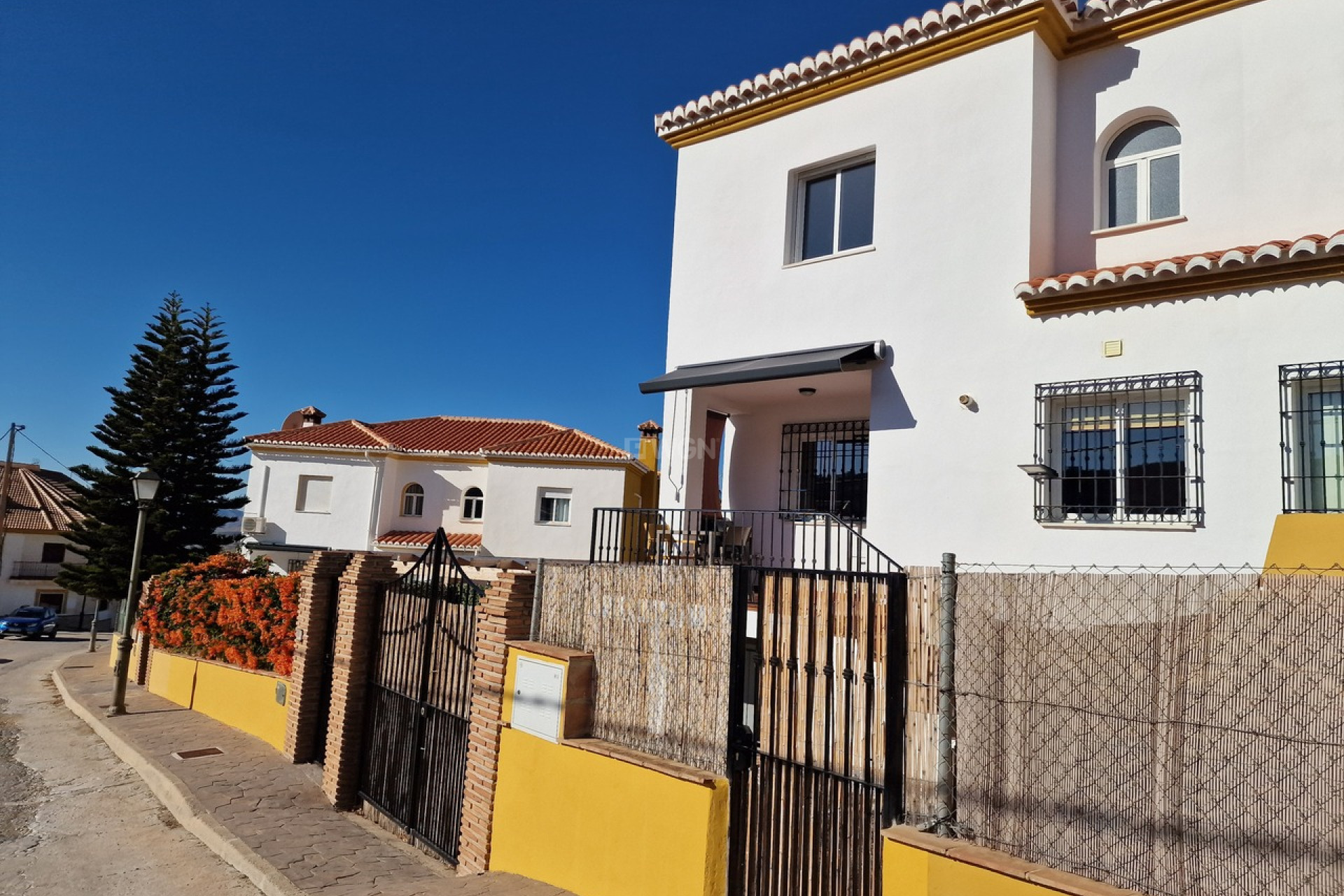 Resale - Townhouse - Alcaucín - Inland