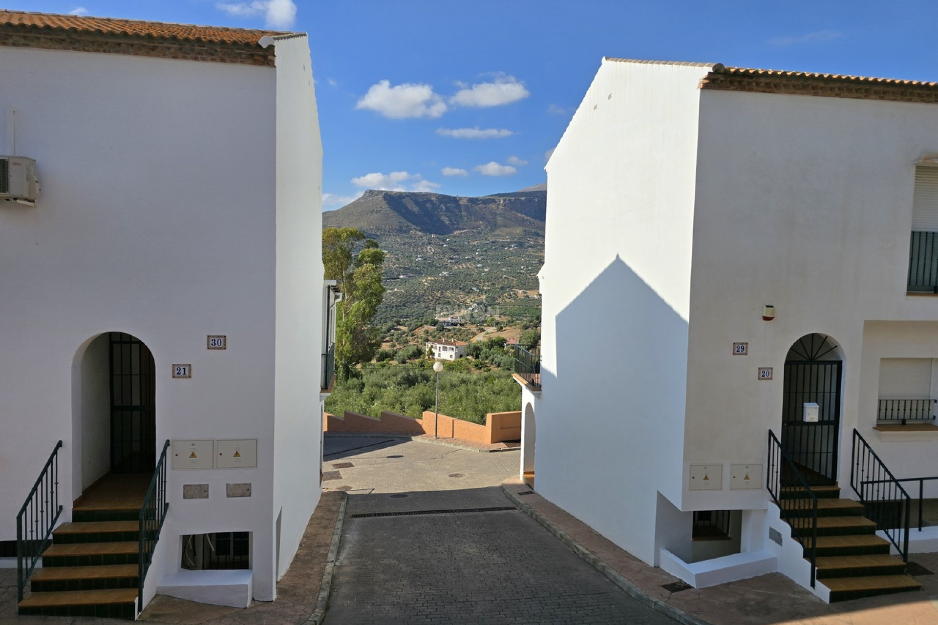 Resale - Townhouse - Alcaucín - Inland
