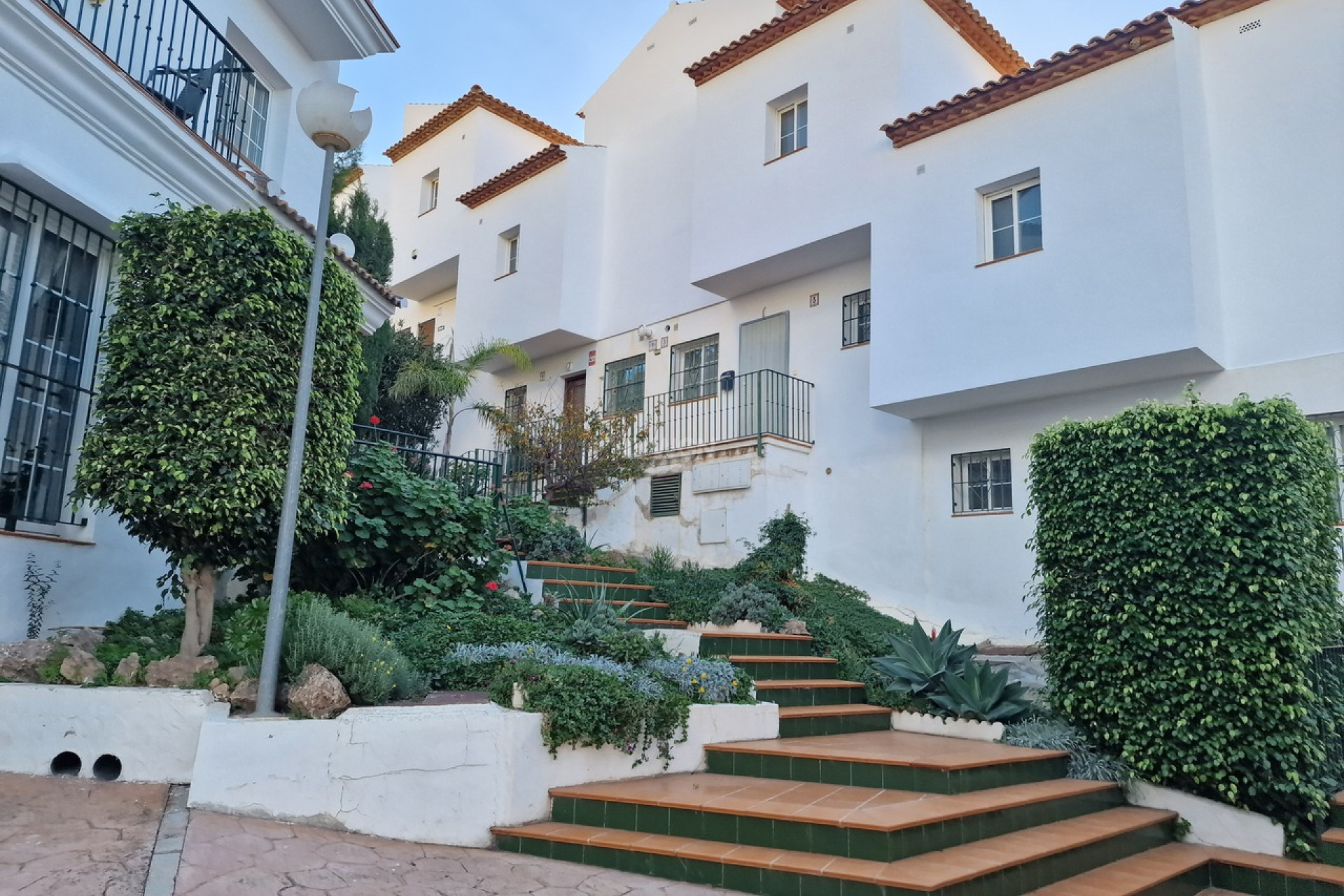 Resale - Townhouse - Alcaucín - Inland