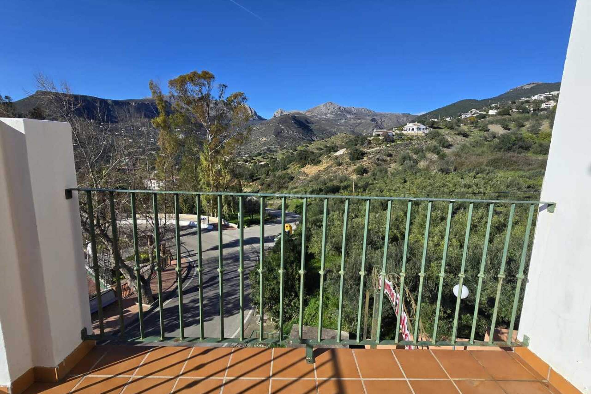 Resale - Townhouse - Alcaucín - Inland