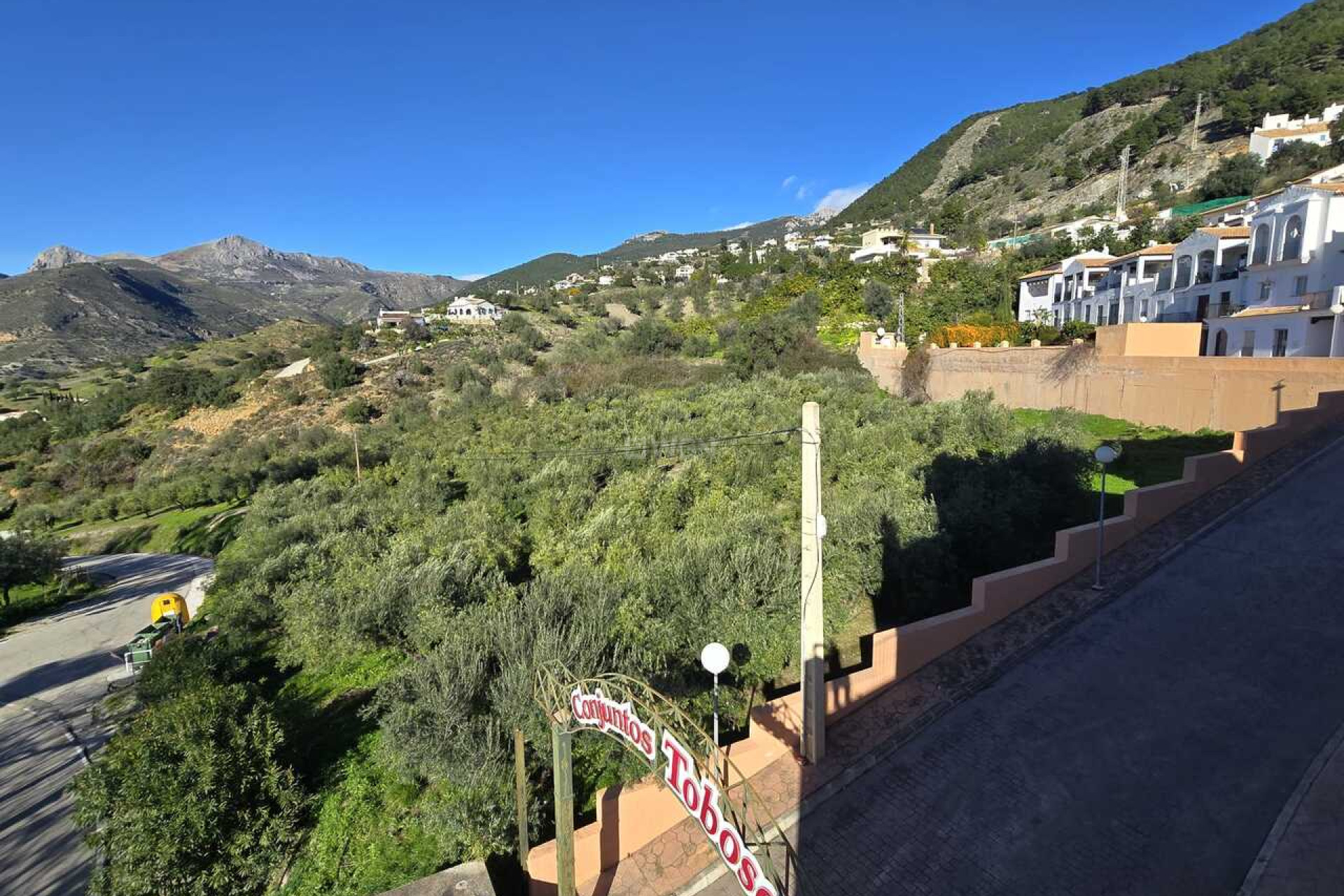 Resale - Townhouse - Alcaucín - Inland