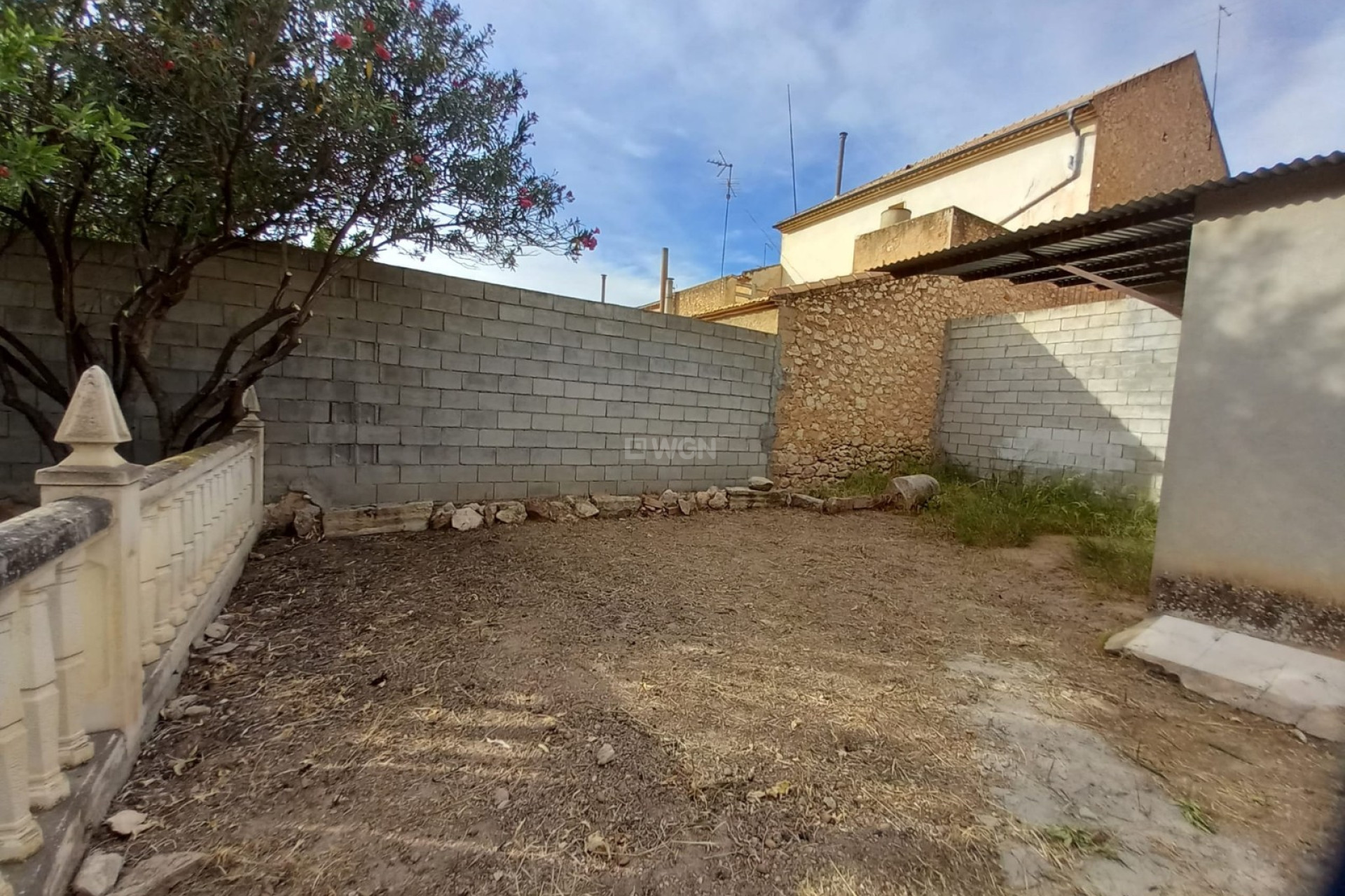 Resale - Townhouse - Algueña - Inland