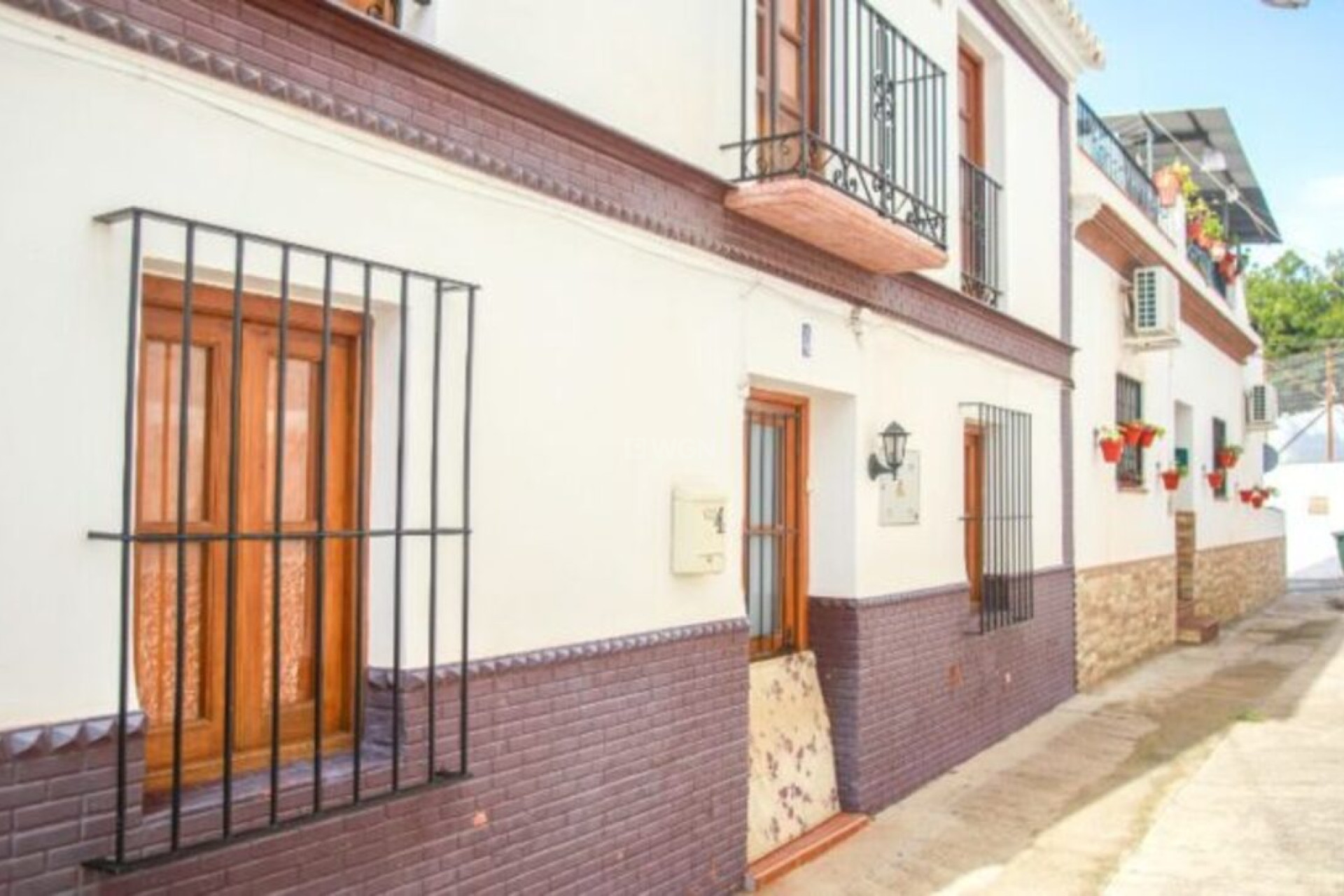 Resale - Townhouse - Alora - Inland