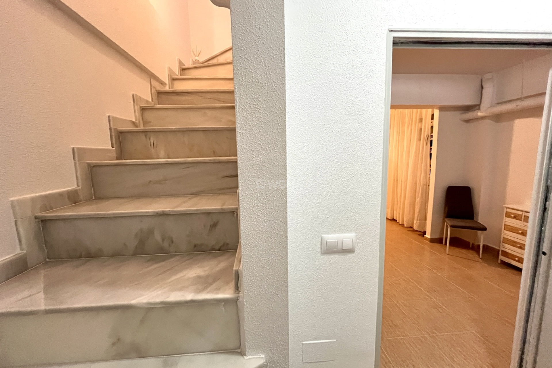 Resale - Townhouse - Avileses - Inland