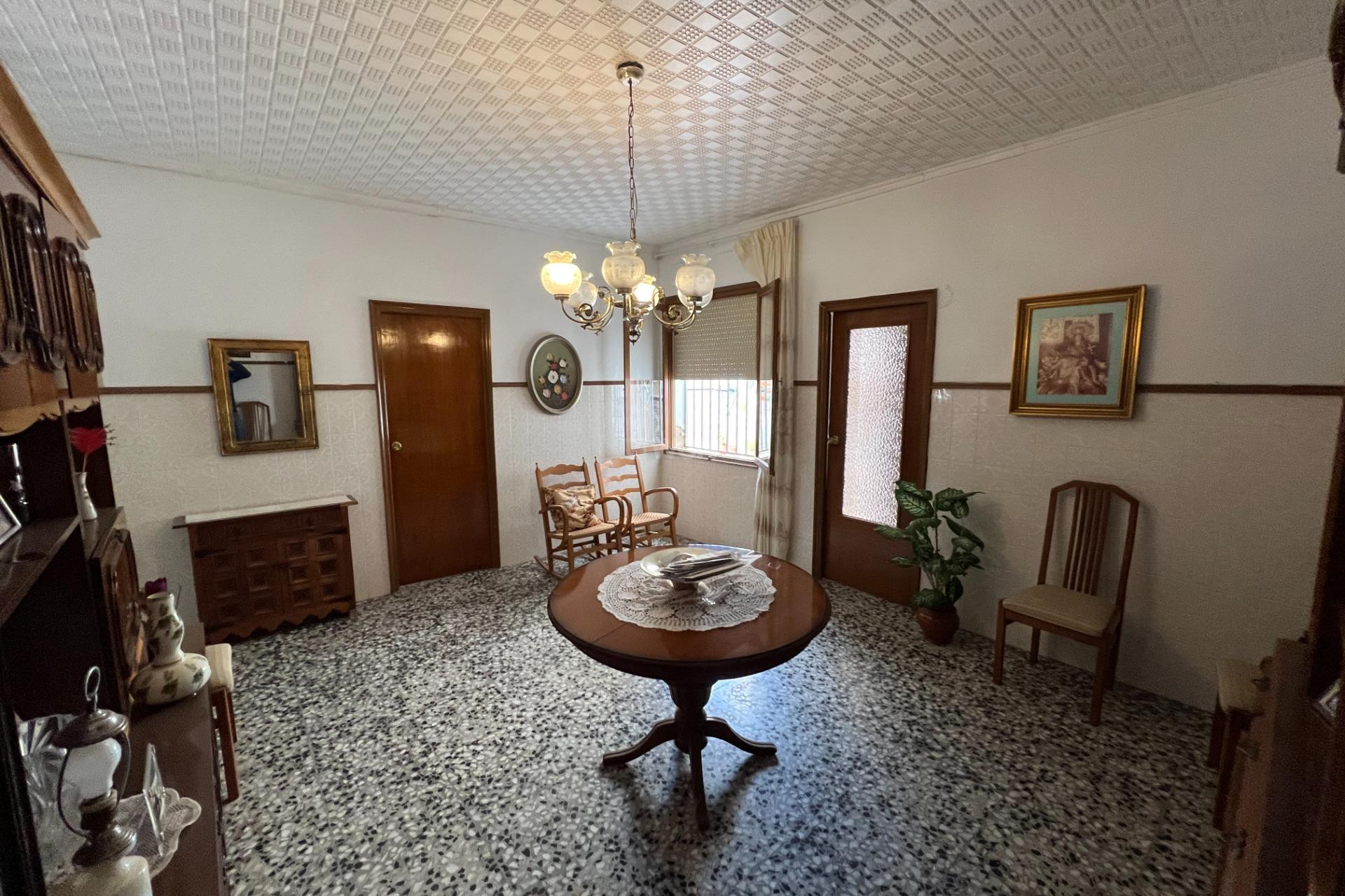 Resale - Townhouse - Dolores - Centro