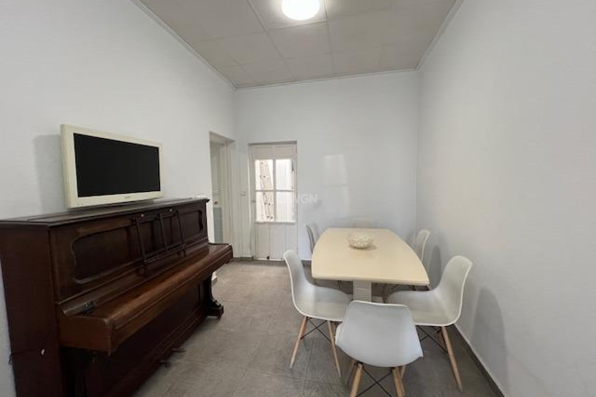 Resale - Townhouse - Dolores - Centro