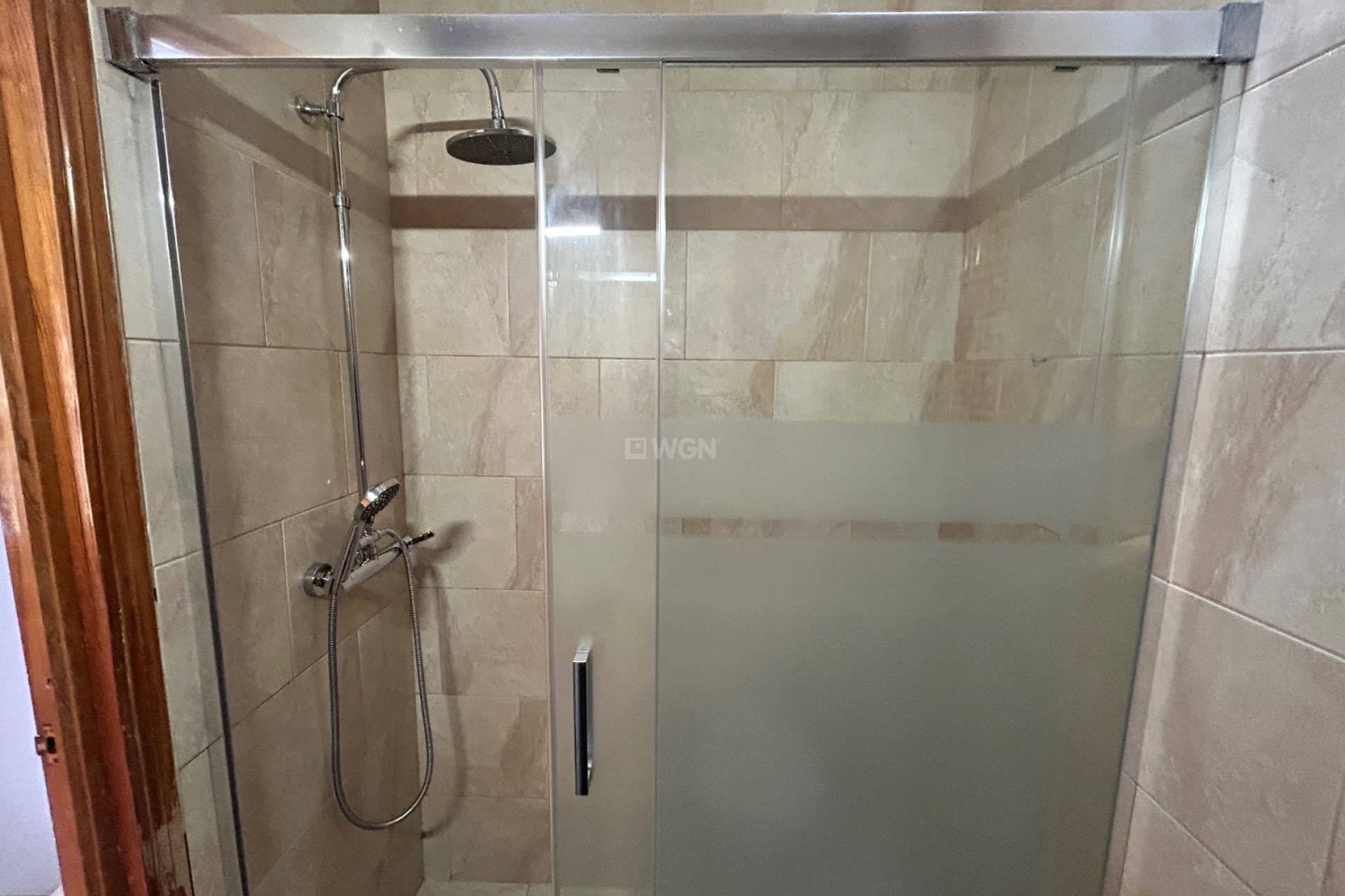 Resale - Townhouse - El Chaparral - Inland