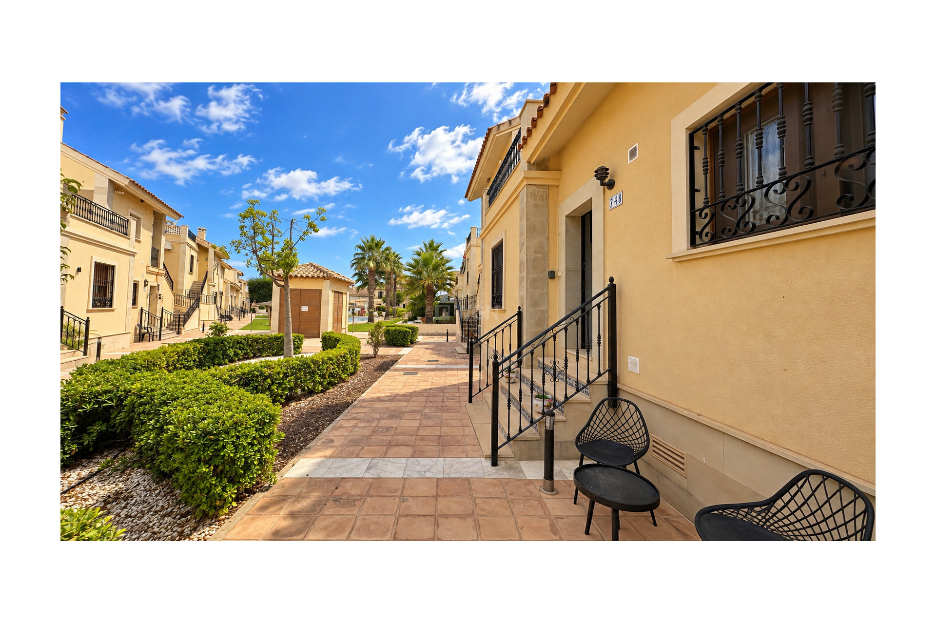 Resale - Townhouse - La Finca Golf Resort - Inland