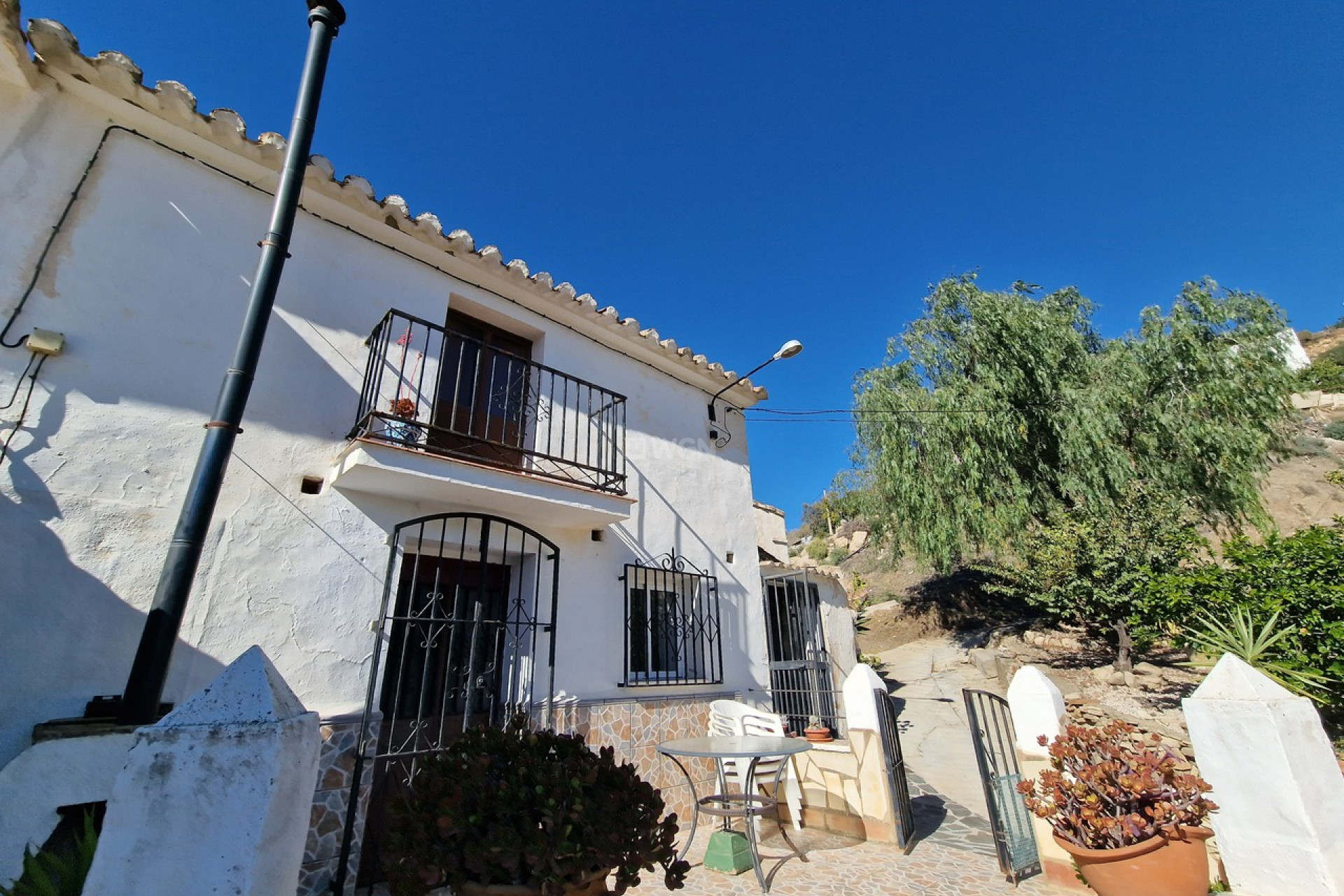 Resale - Townhouse - Los Romanes - Inland