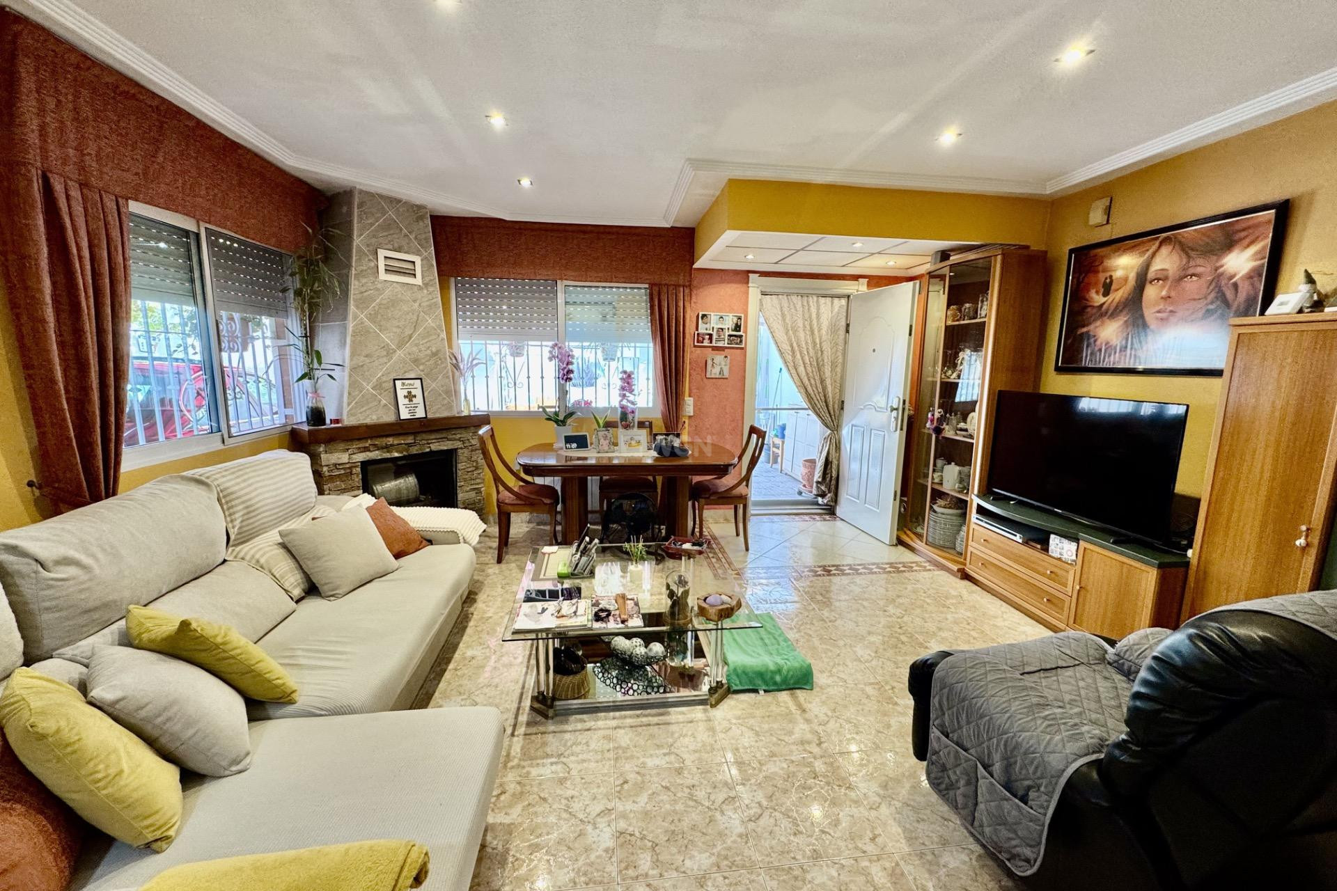 Resale - Townhouse - Orihuela - Urbanización Perla Del Mar