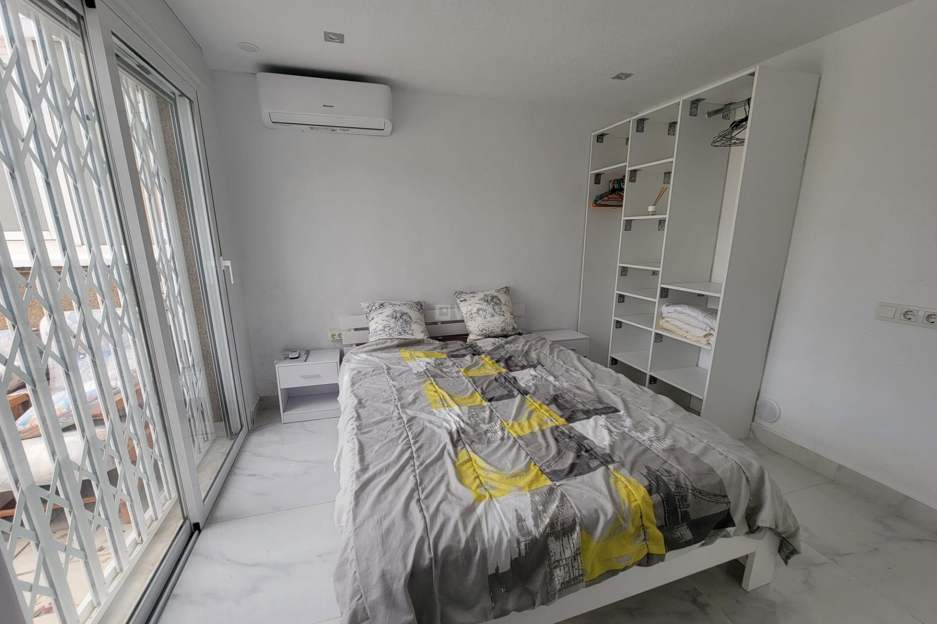 Resale - Townhouse - Pilar de la Horadada - Torre De La Horadada