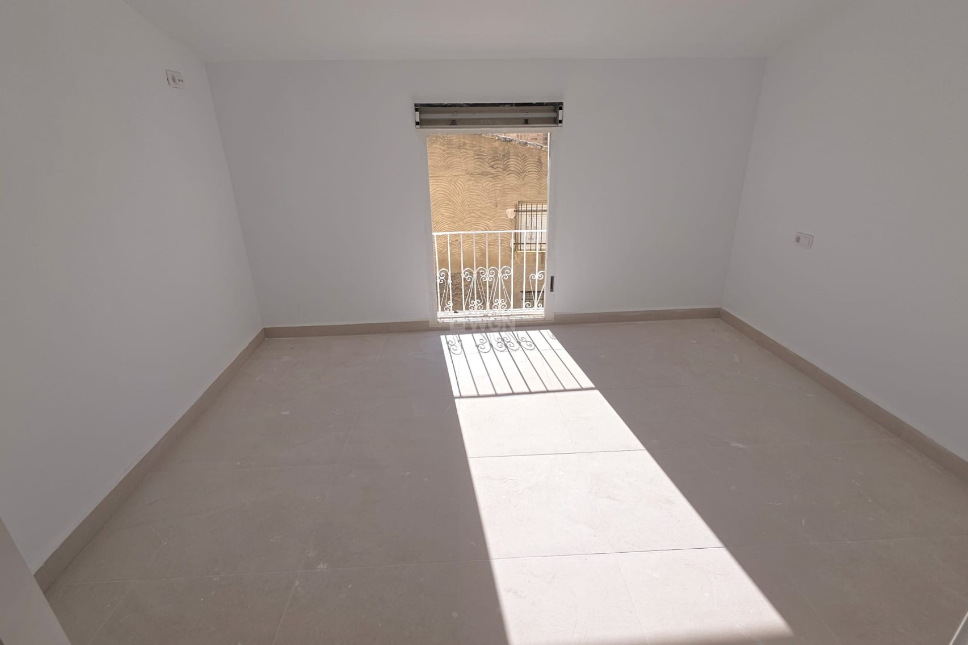 Resale - Townhouse - Pinoso - Inland