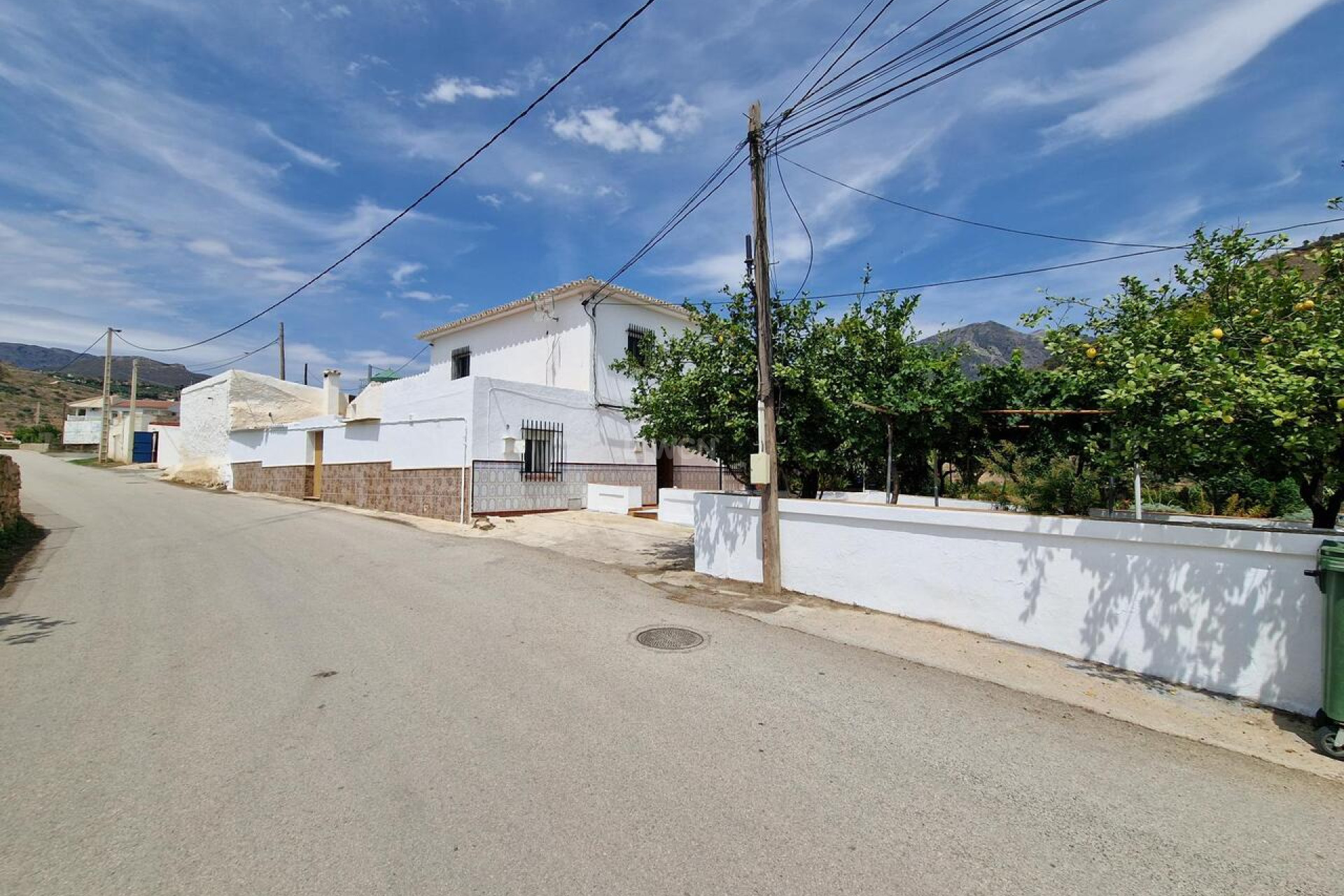 Resale - Townhouse - Puente De Don Manuel - Inland