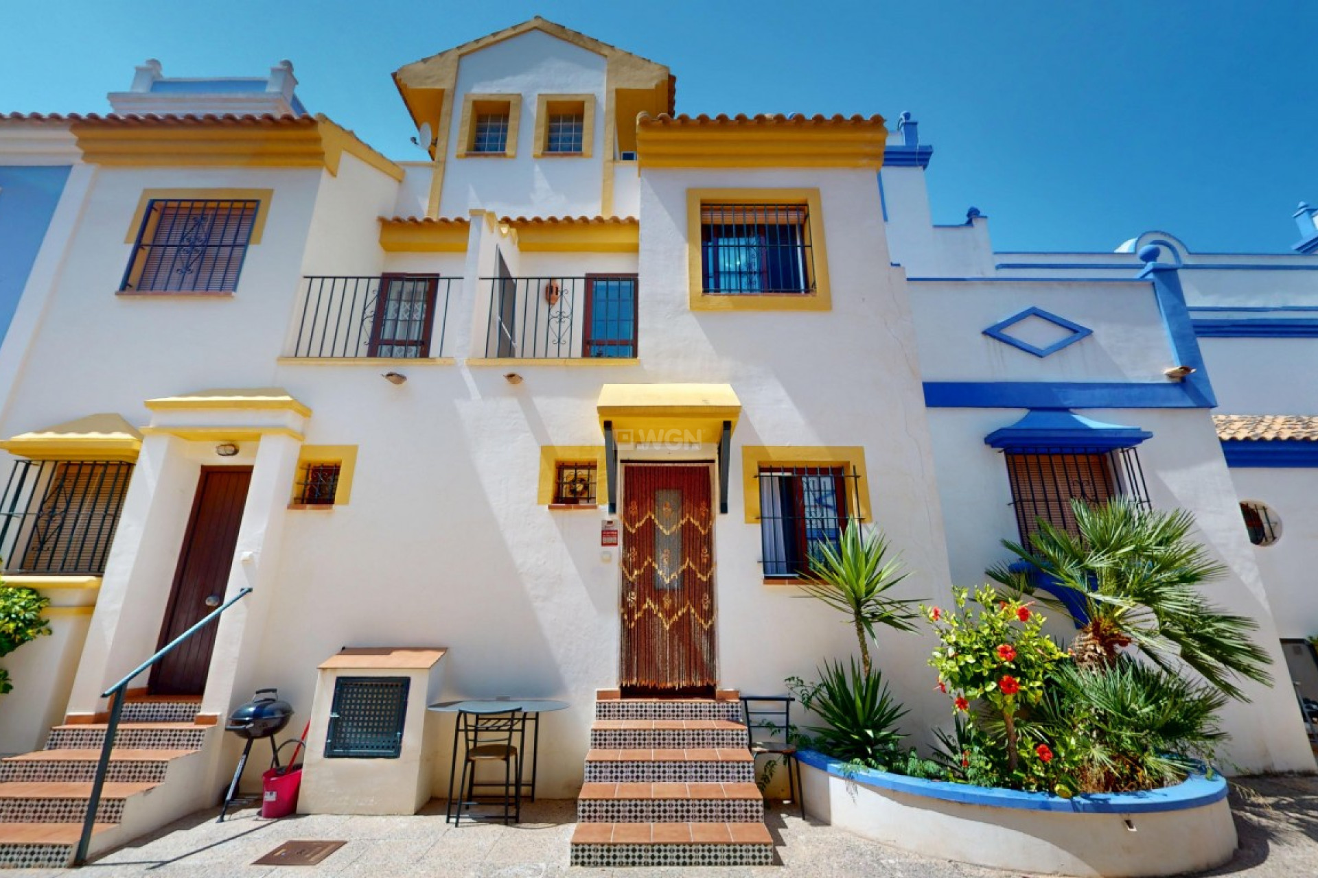 Resale - Townhouse - Roda - Inland