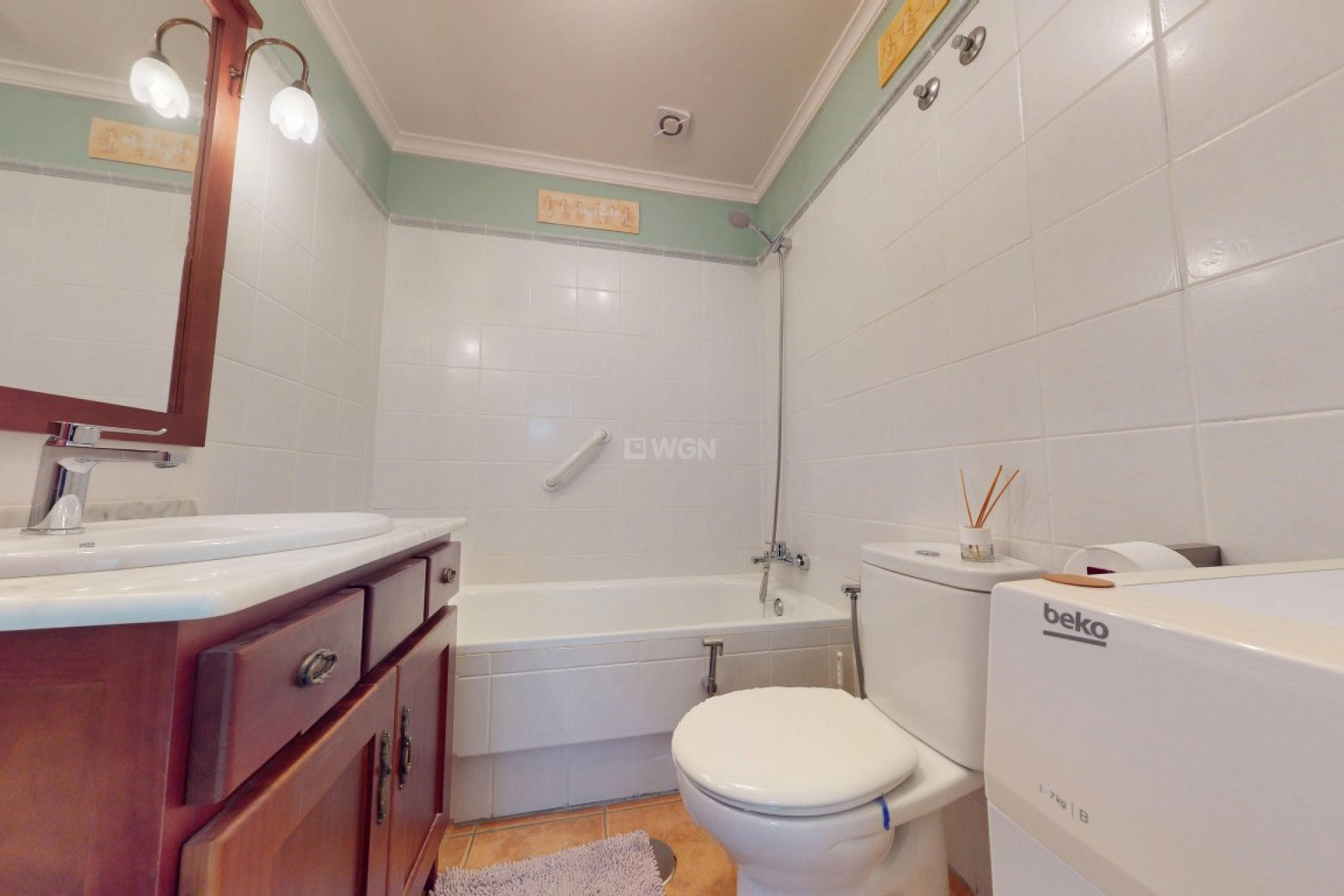 Resale - Townhouse - Roda - Inland