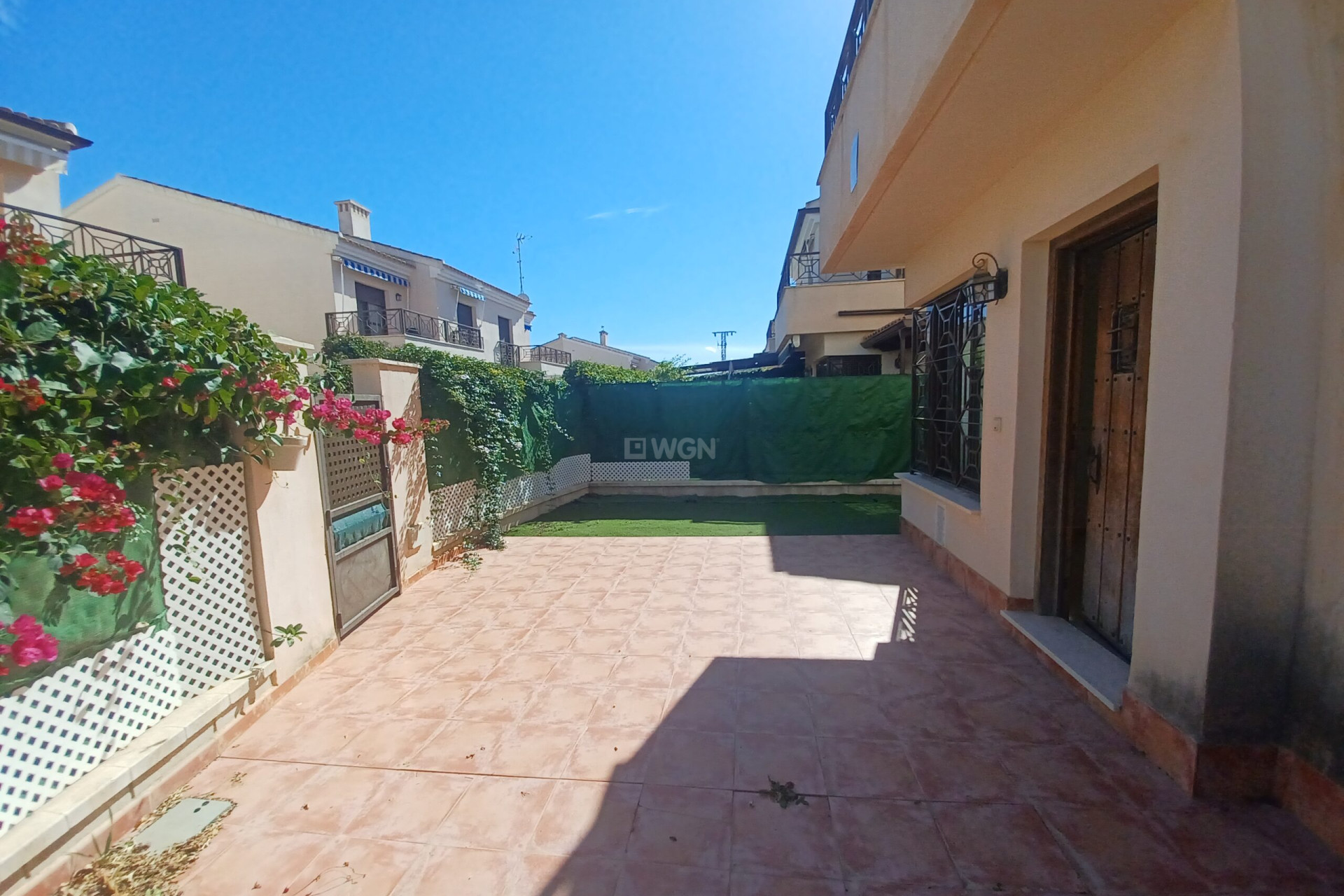 Resale - Townhouse - San Cayetano - Inland