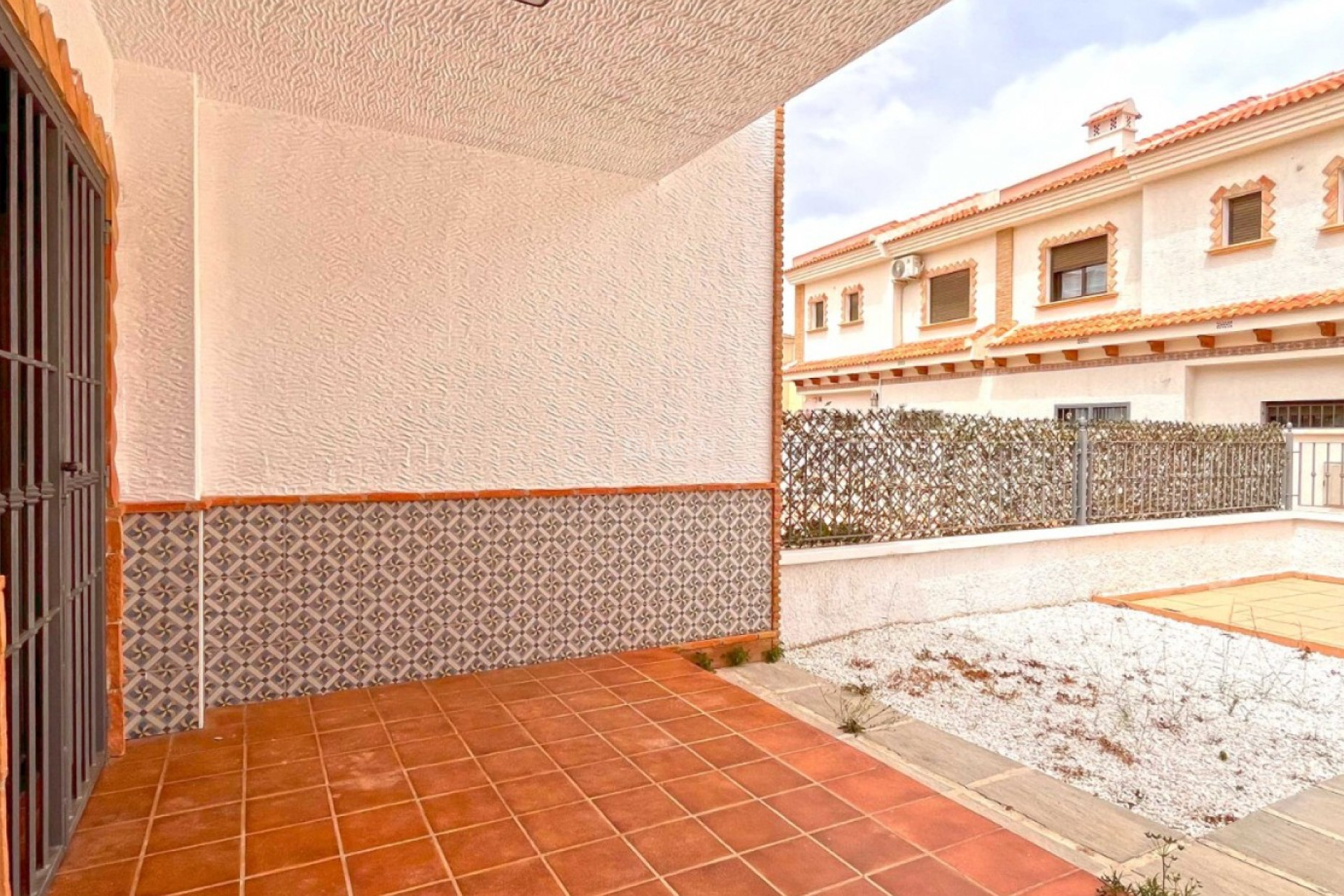 Resale - Townhouse - San Miguel de Salinas - Inland