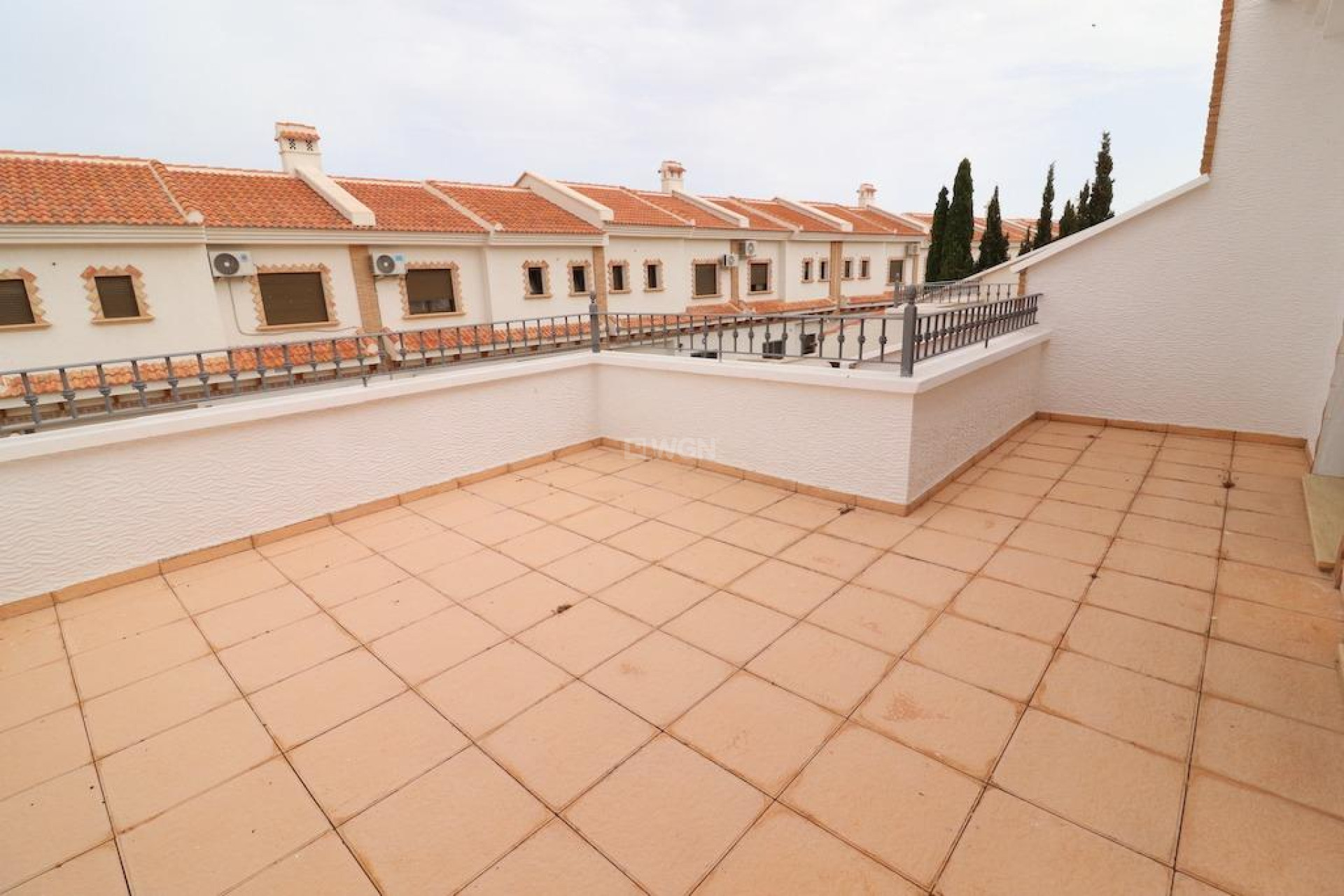 Resale - Townhouse - San Miguel de Salinas - Inland