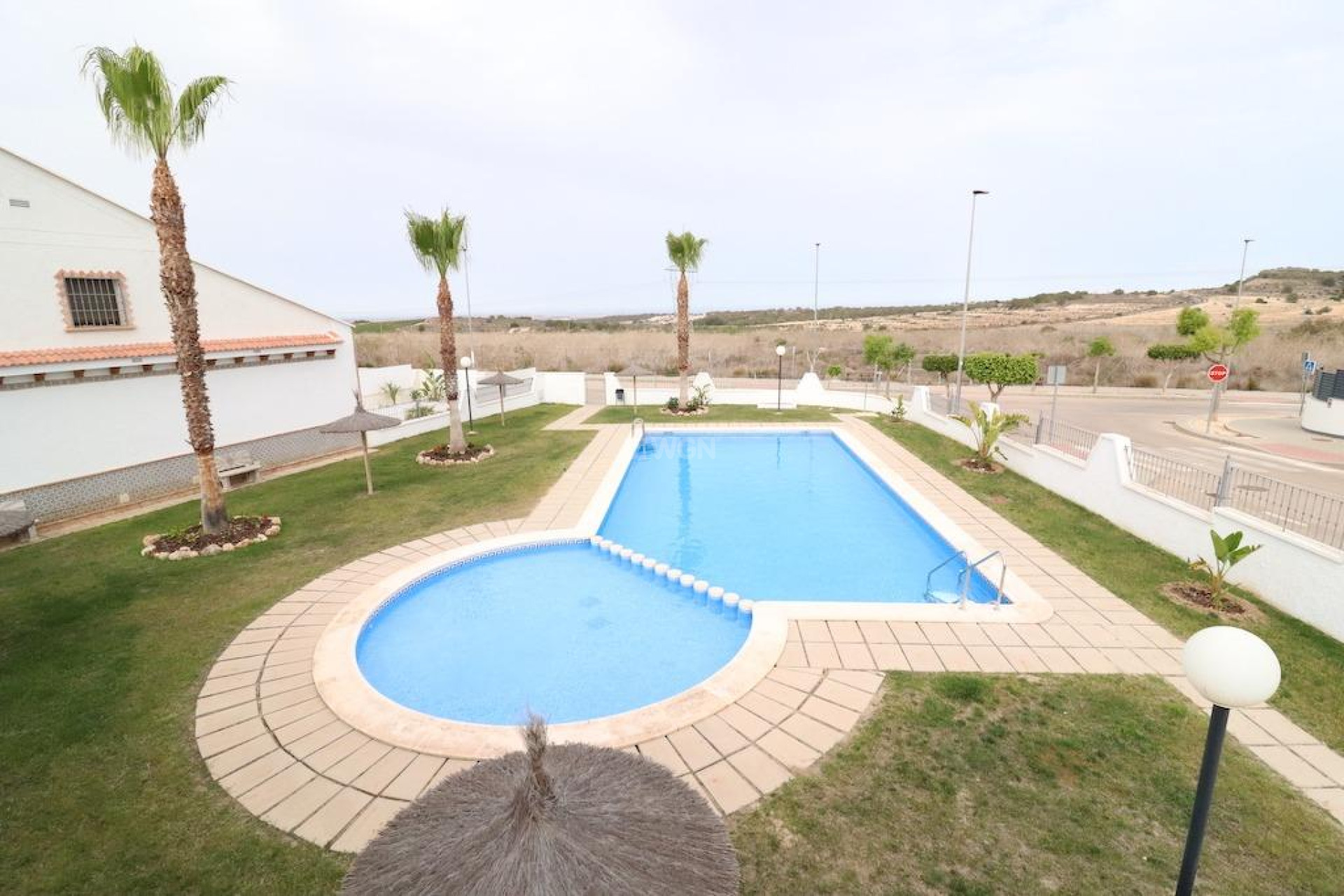 Resale - Townhouse - San Miguel de Salinas - Inland