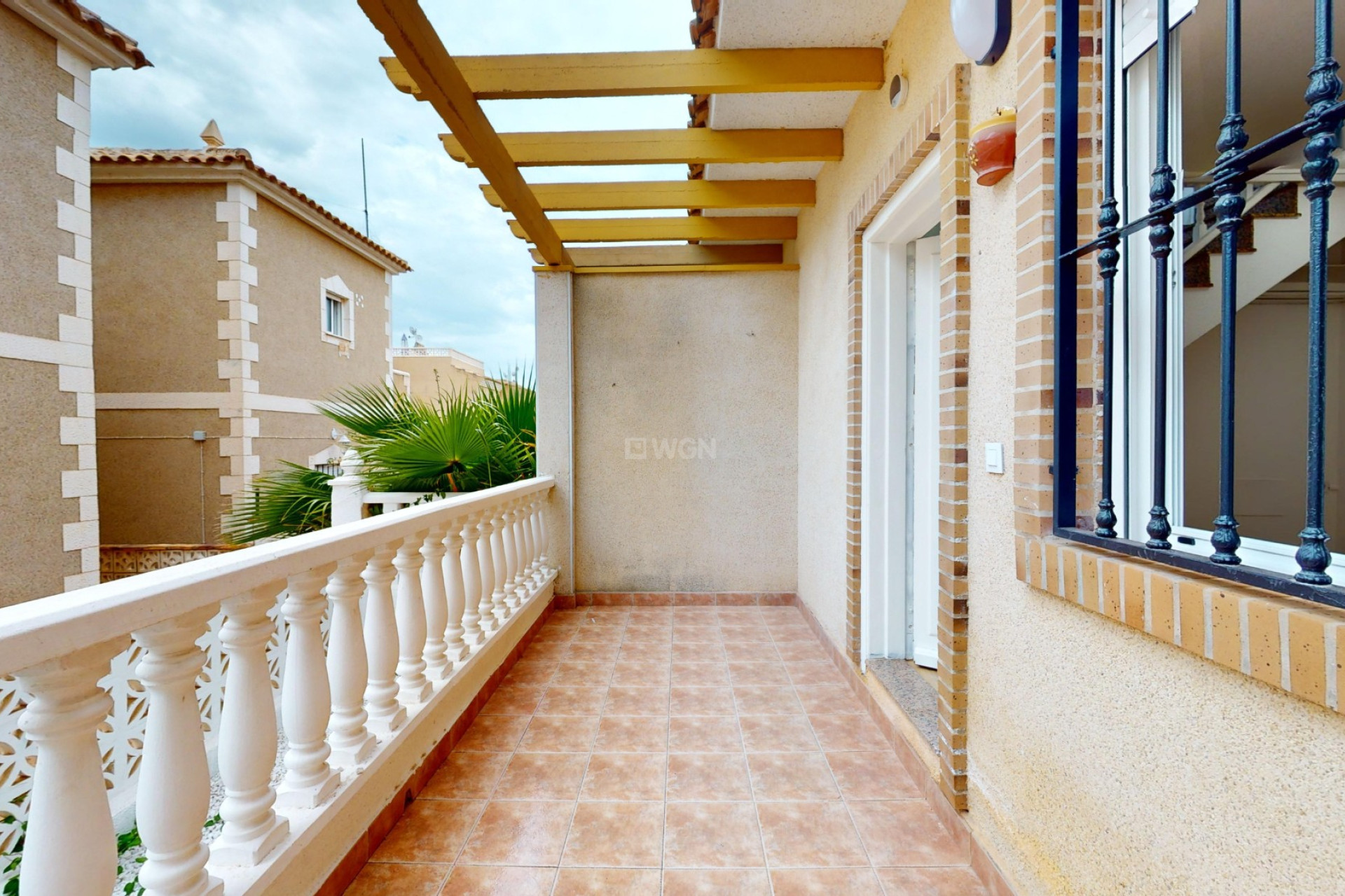 Resale - Townhouse - San Miguel de Salinas - Inland