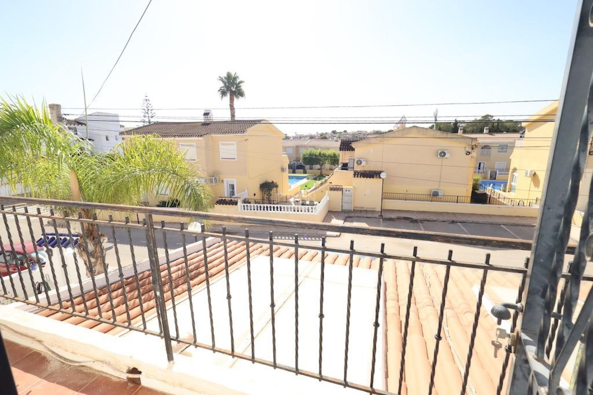 Resale - Townhouse - San Miguel de Salinas - Inland