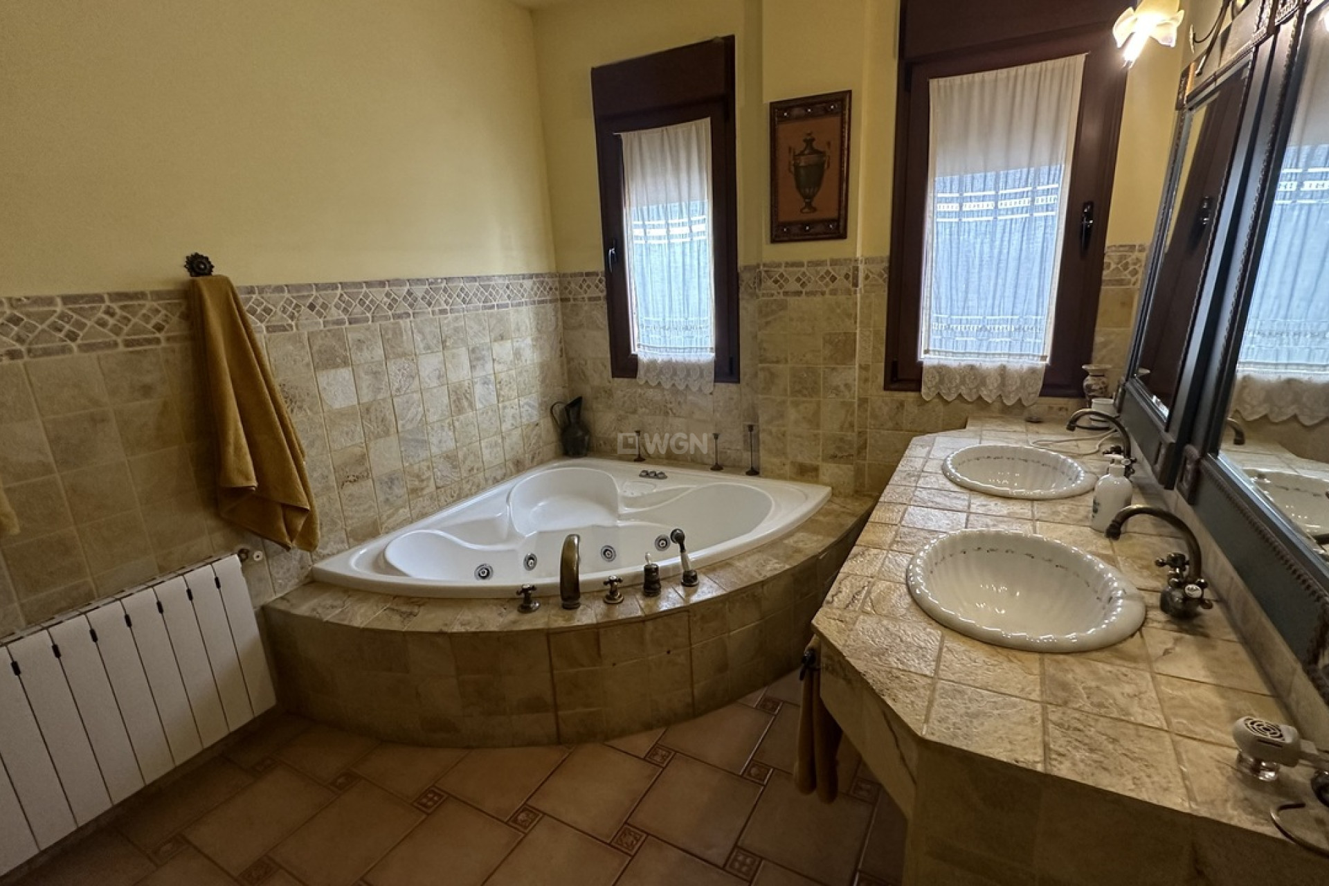Resale - Townhouse - San Miguel de Salinas - Inland