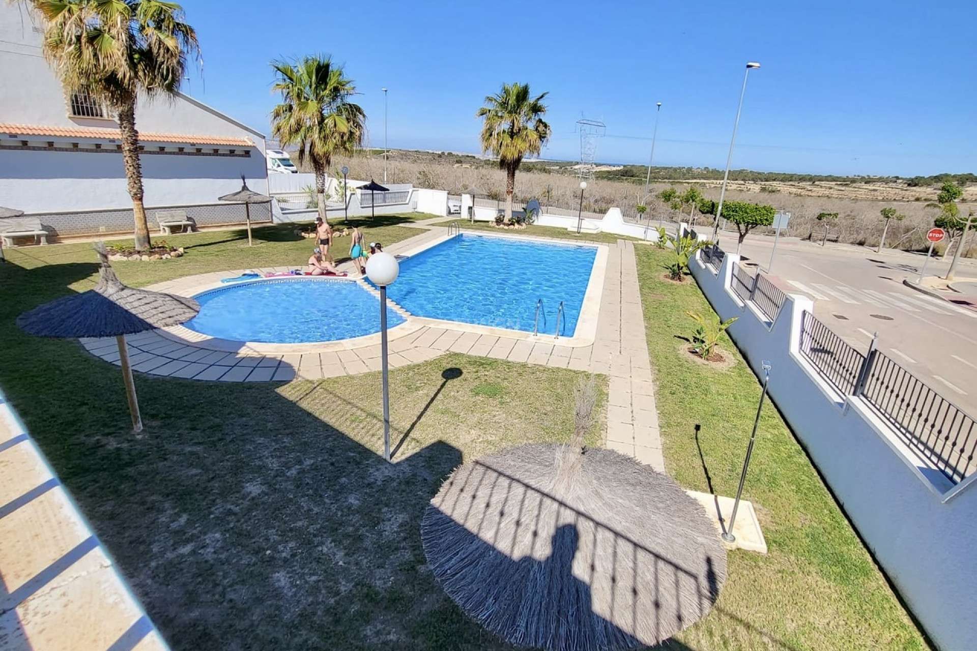 Resale - Townhouse - San Miguel de Salinas - Inland