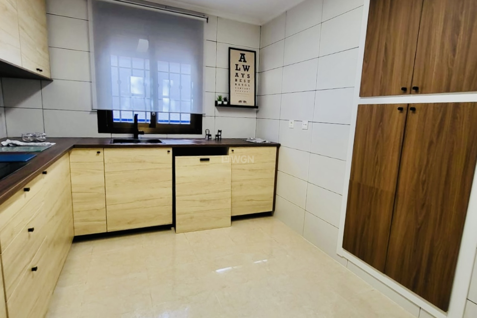 Resale - Townhouse - San Miguel de Salinas - Inland