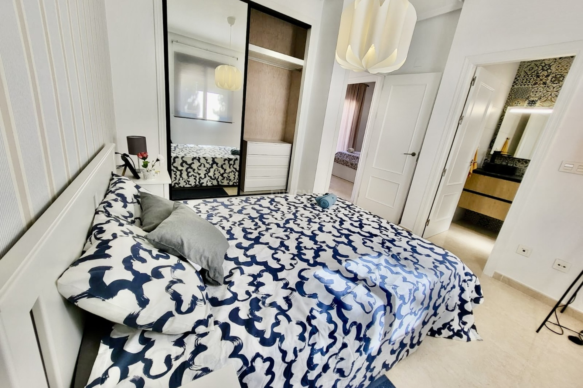 Resale - Townhouse - San Miguel de Salinas - Inland