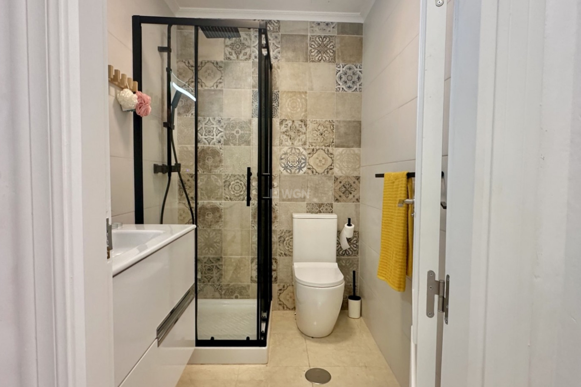 Resale - Townhouse - San Miguel de Salinas - Inland