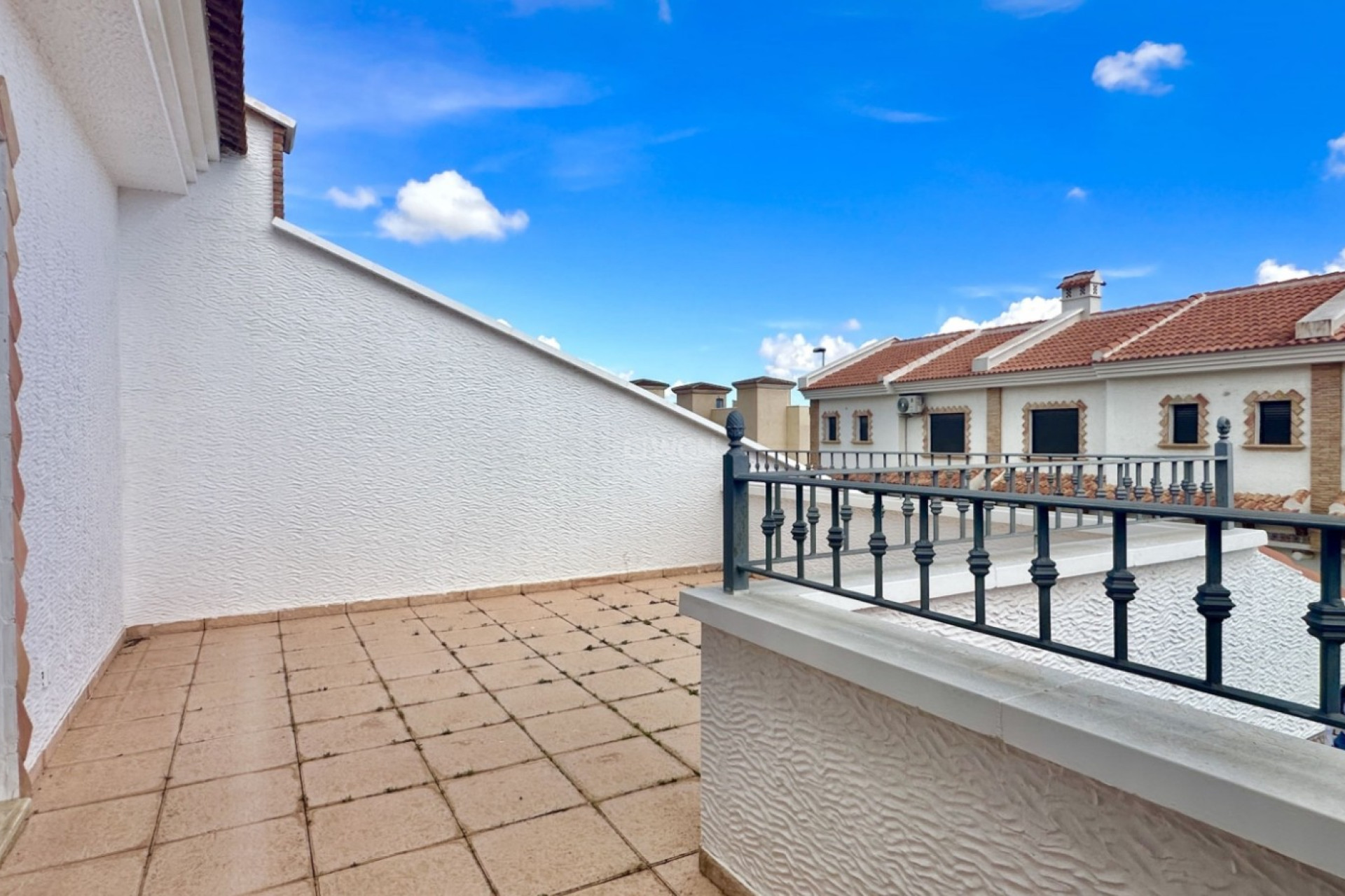 Resale - Townhouse - San Miguel de Salinas - Inland