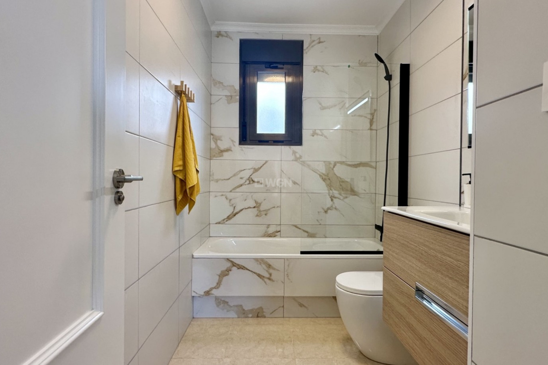 Resale - Townhouse - San Miguel de Salinas - Inland