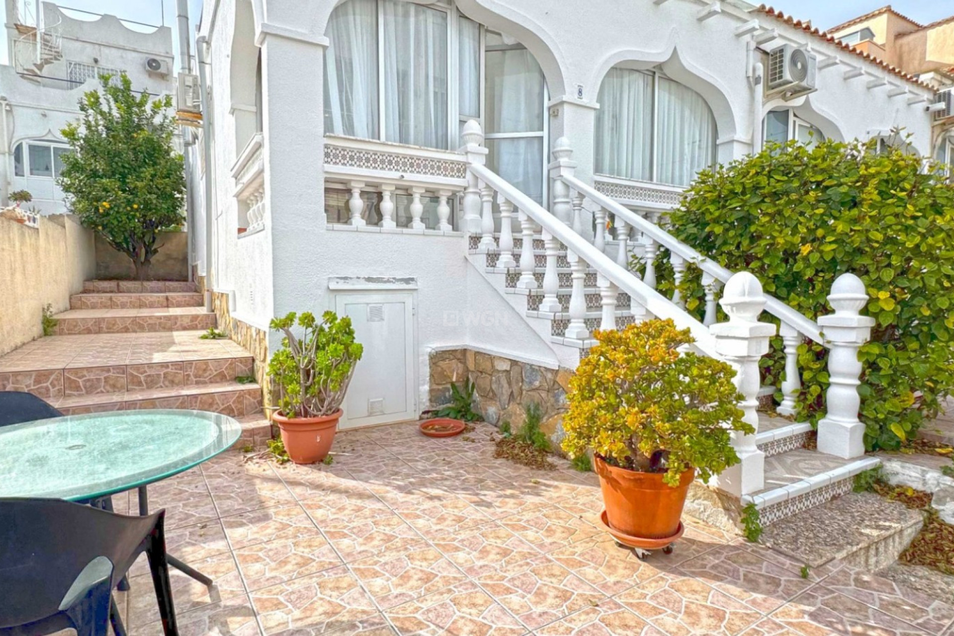 Resale - Townhouse - San Miguel de Salinas - Inland