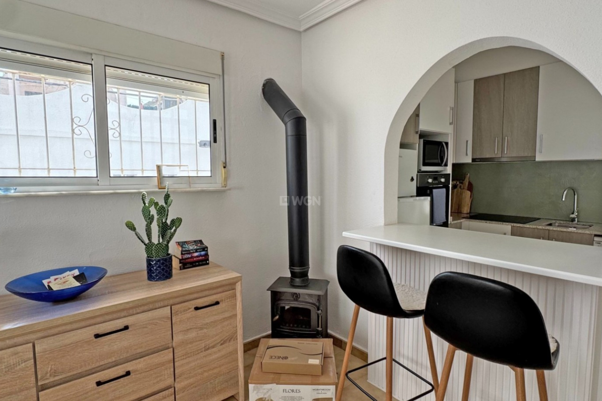 Resale - Townhouse - San Miguel de Salinas - Inland