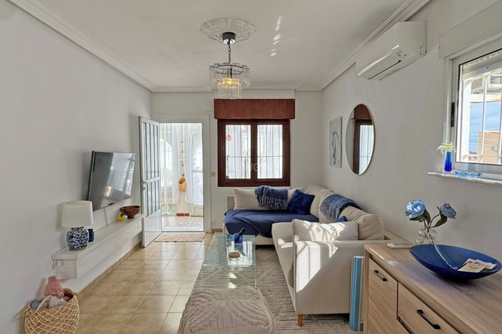 Resale - Townhouse - San Miguel de Salinas - Inland