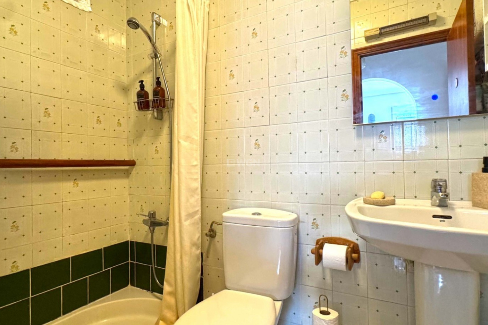 Resale - Townhouse - San Miguel de Salinas - Inland