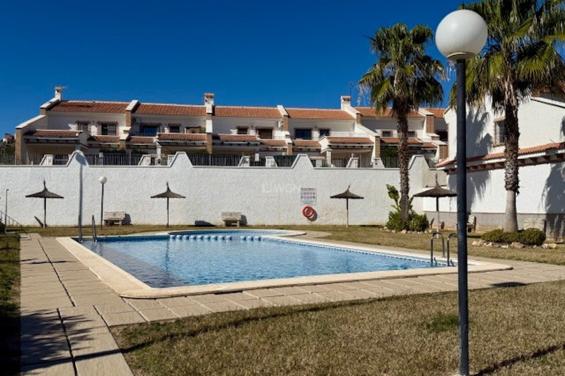 Resale - Townhouse - San Miguel de Salinas - Inland