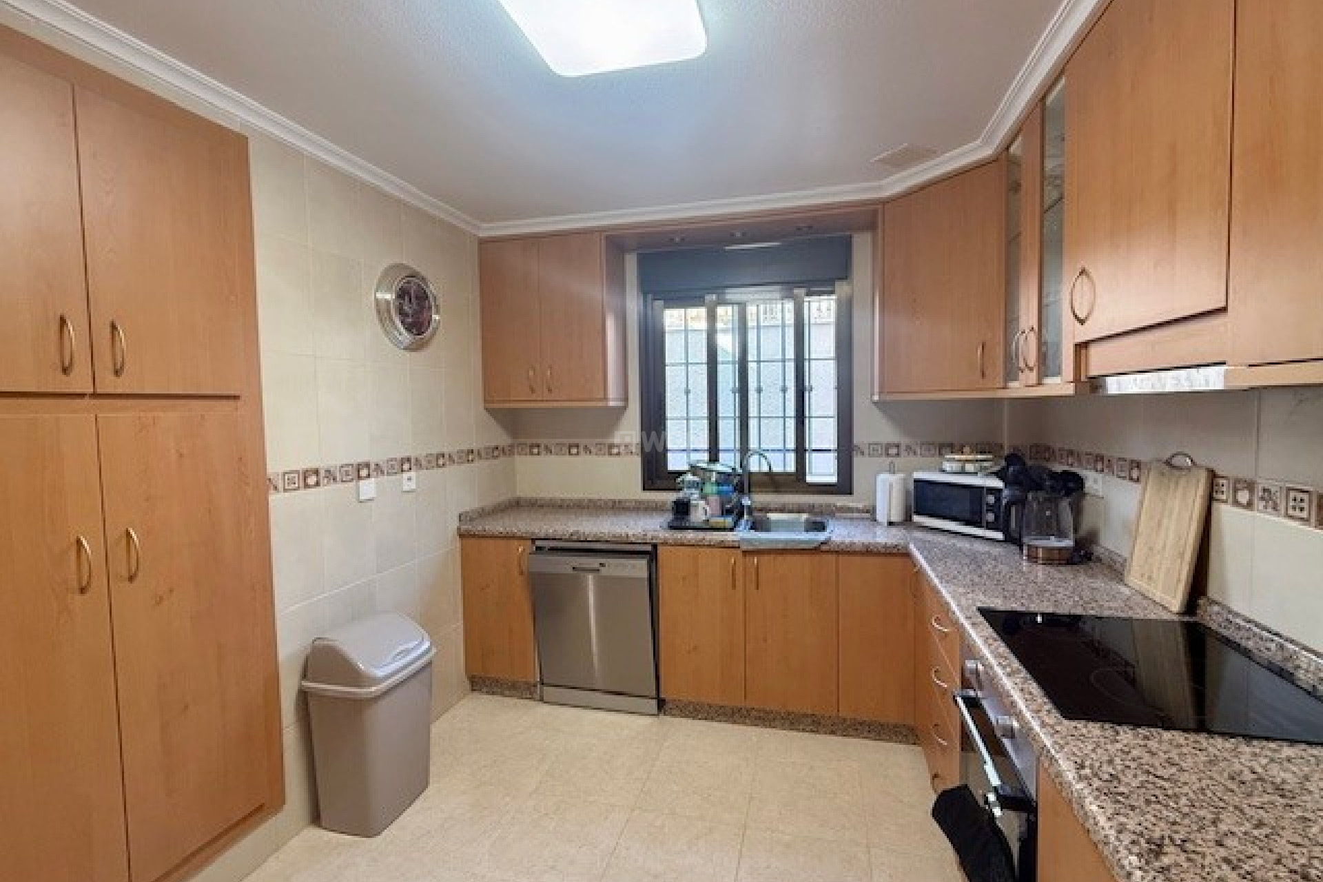 Resale - Townhouse - San Miguel de Salinas - Inland