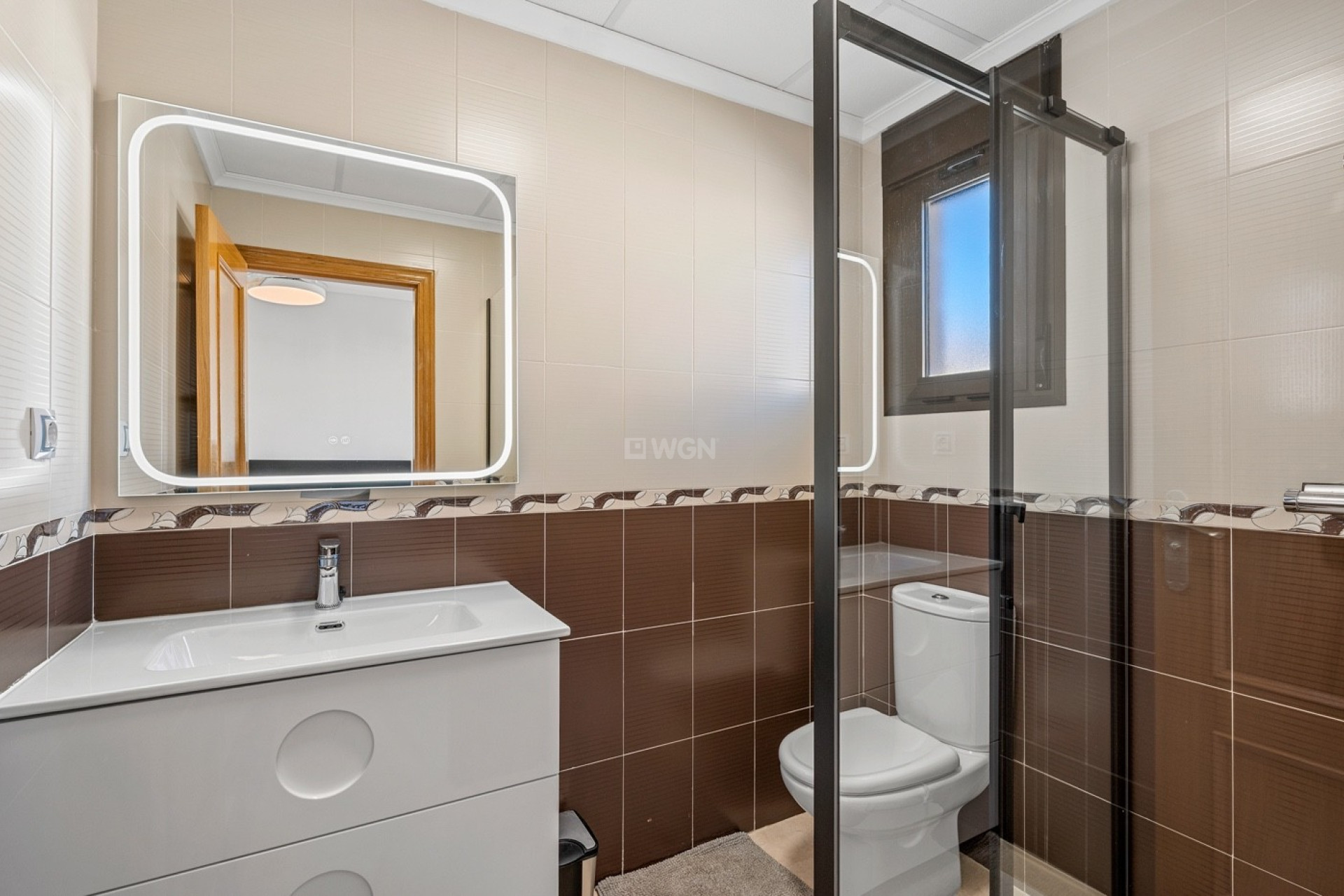 Resale - Townhouse - San Miguel de Salinas - Inland