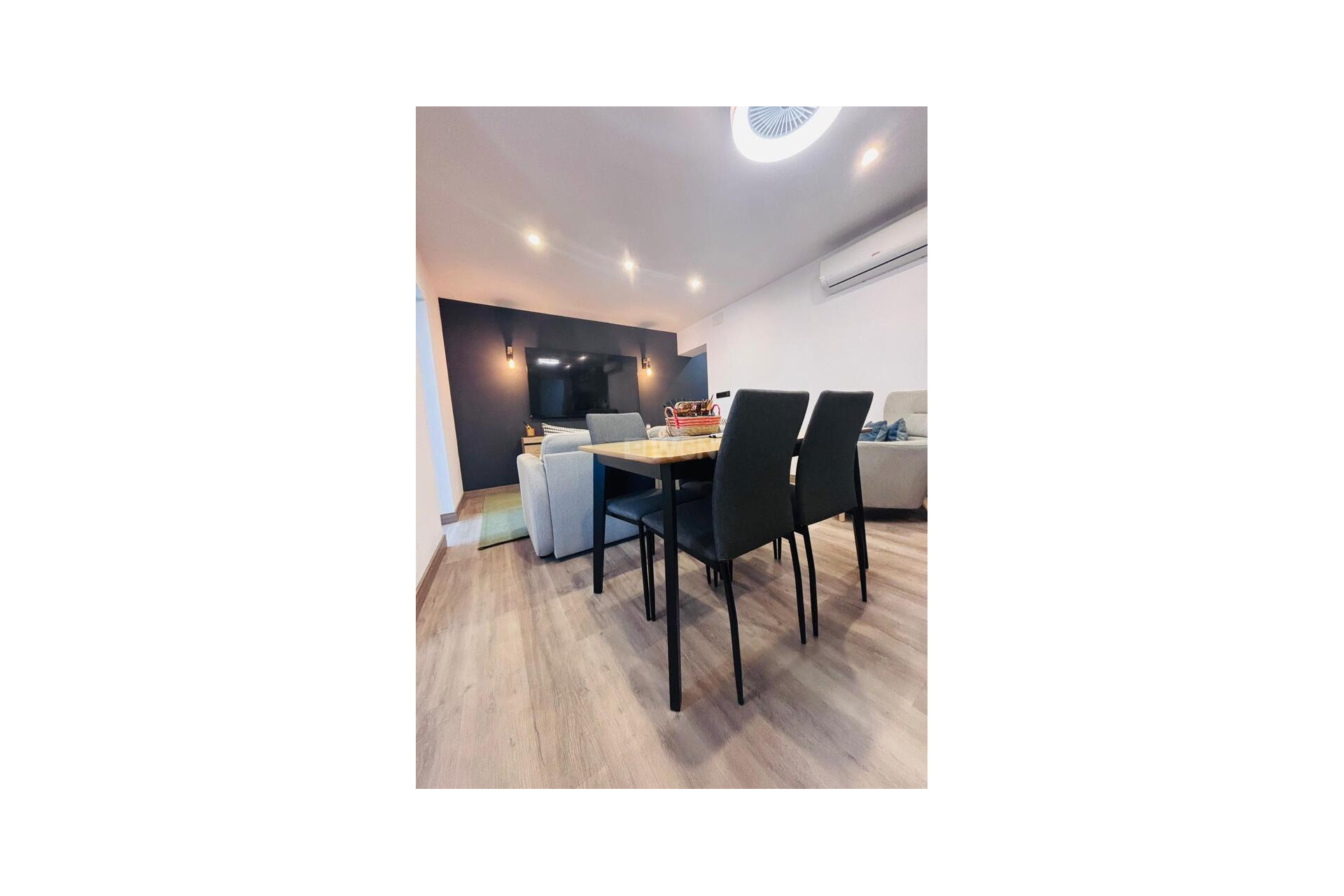 Resale - Townhouse - San Miguel de Salinas - Inland