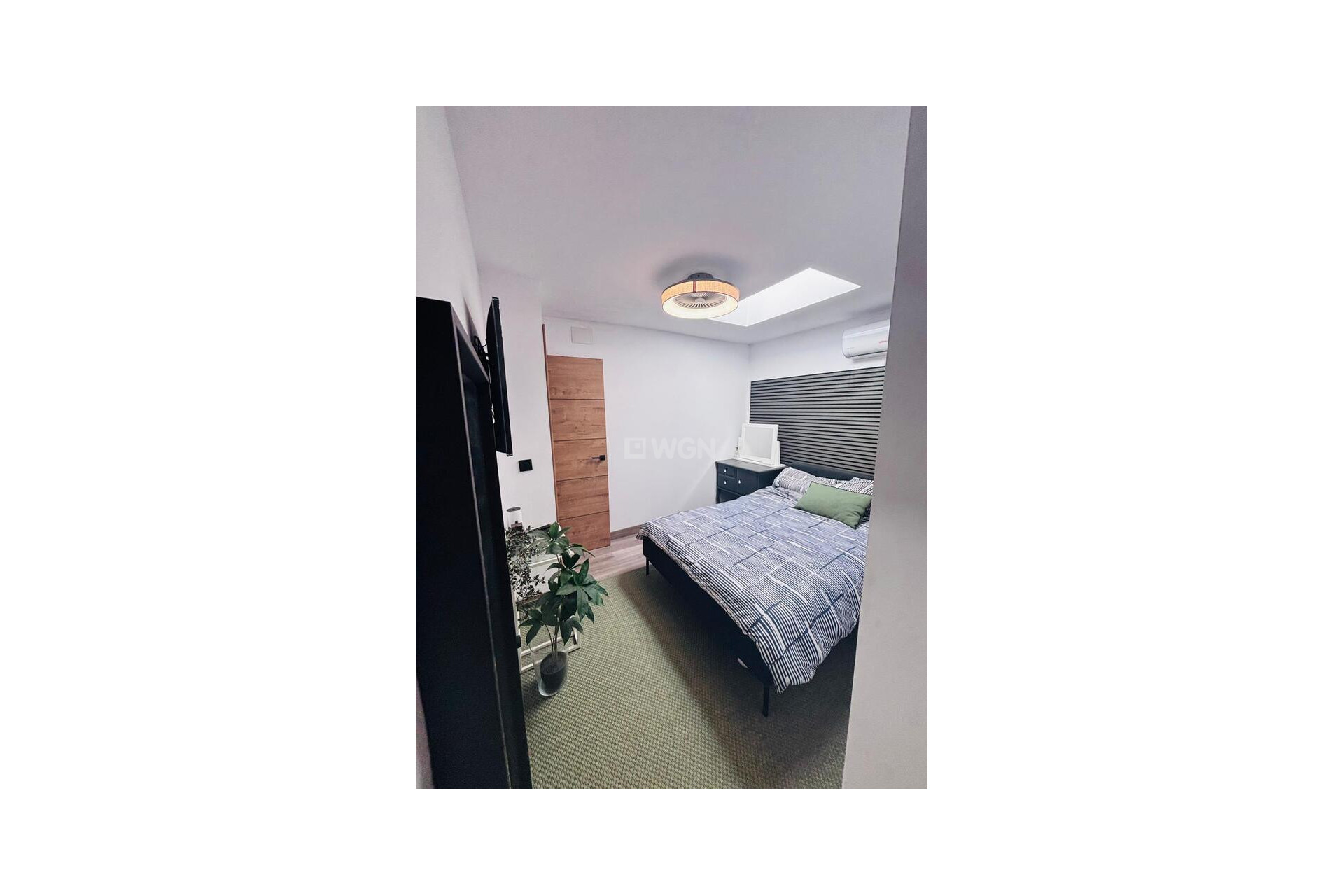 Resale - Townhouse - San Miguel de Salinas - Inland