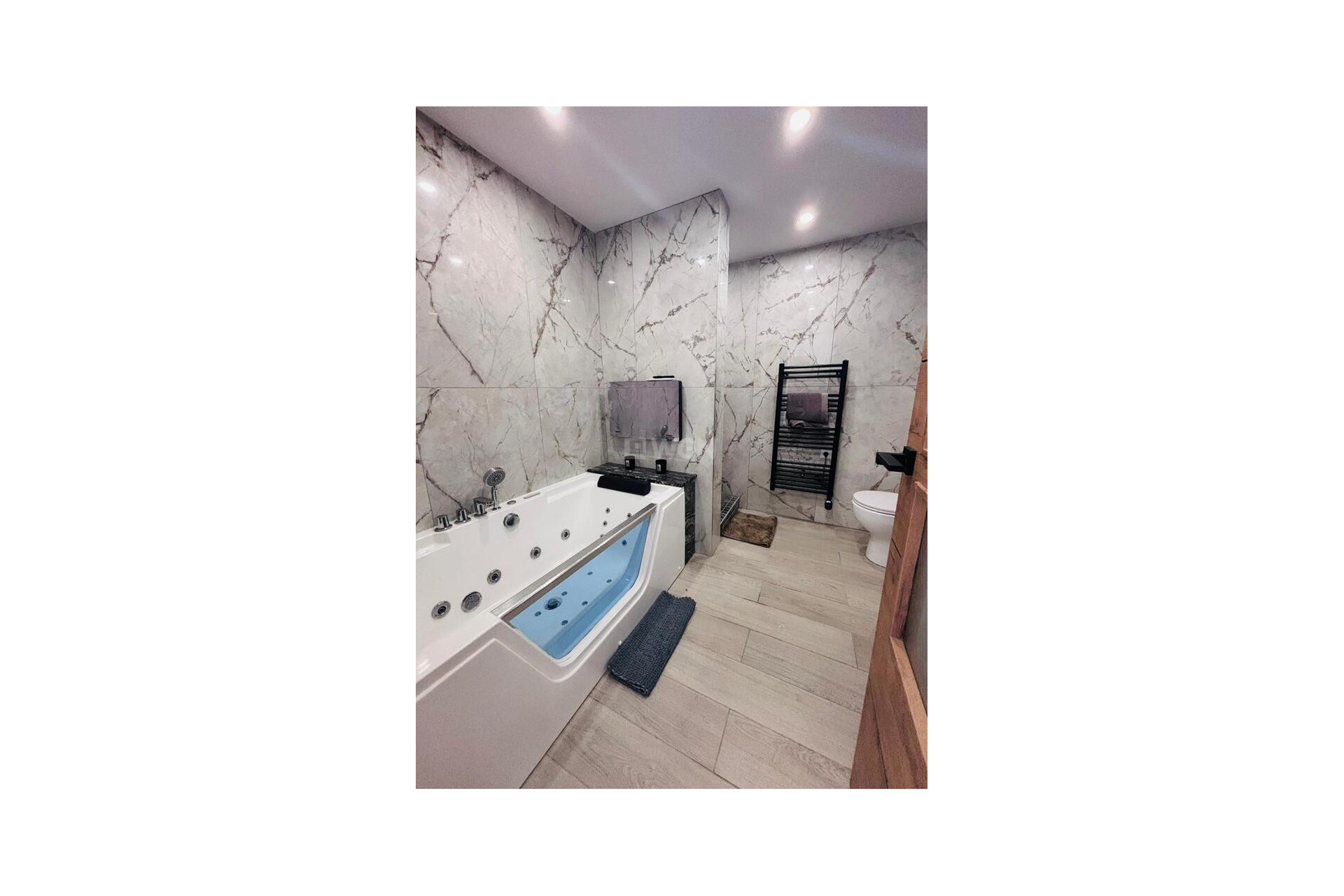 Resale - Townhouse - San Miguel de Salinas - Inland