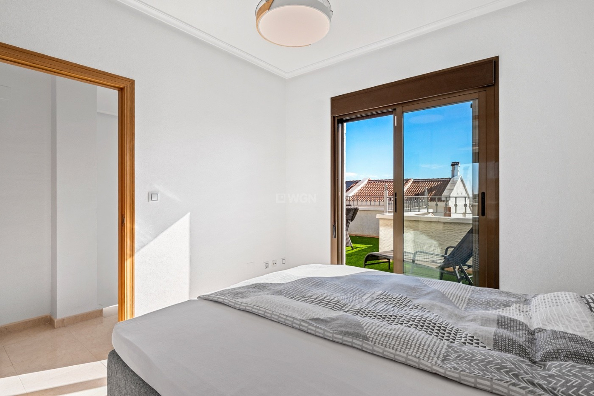 Resale - Townhouse - San Miguel de Salinas - Inland