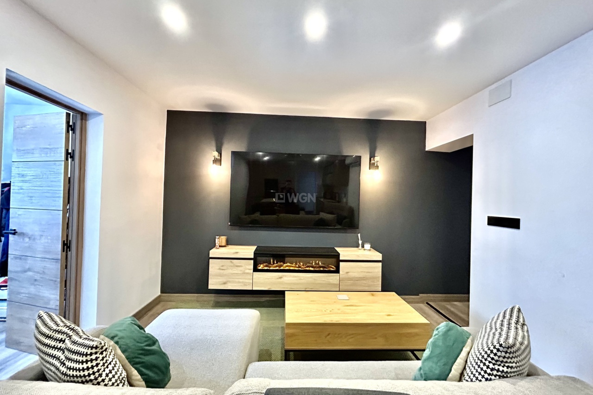 Resale - Townhouse - San Miguel de Salinas - Inland