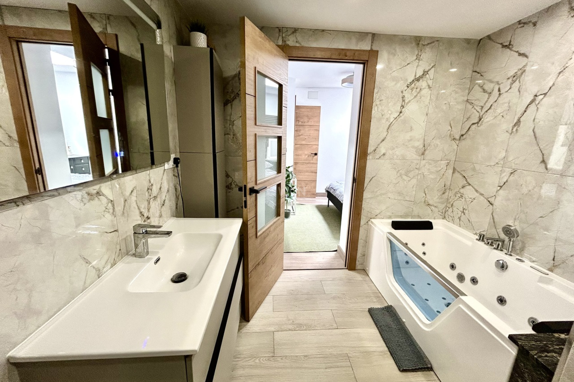 Resale - Townhouse - San Miguel de Salinas - Inland