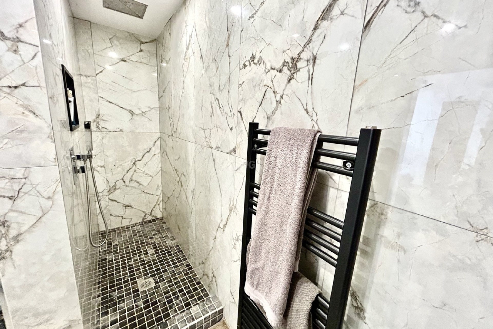 Resale - Townhouse - San Miguel de Salinas - Inland