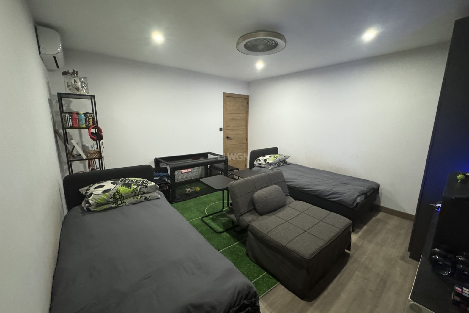 Resale - Townhouse - San Miguel de Salinas - Inland