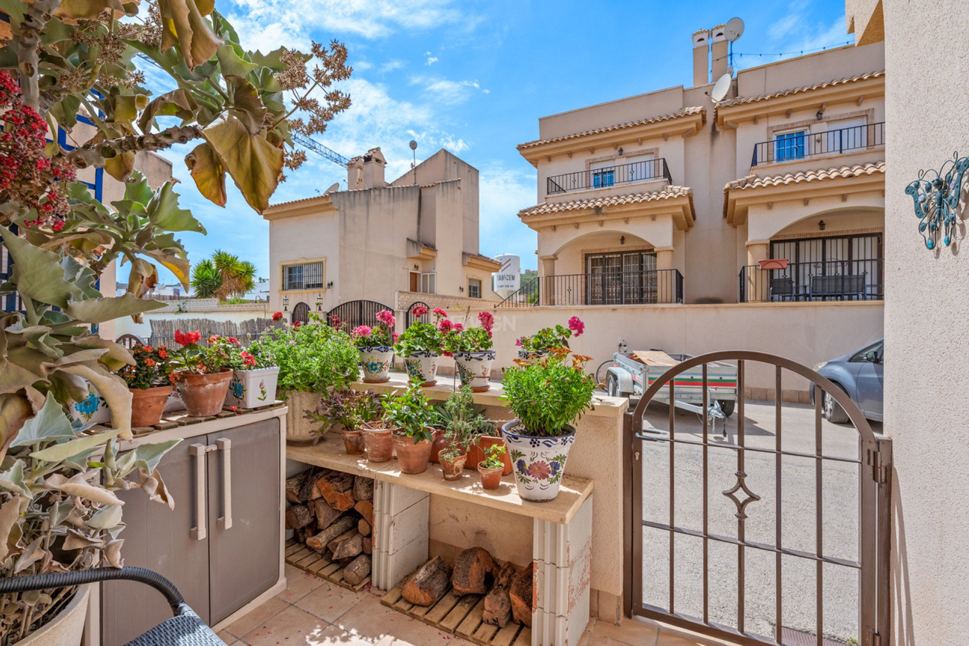 Resale - Townhouse - San Miguel de Salinas - Inland