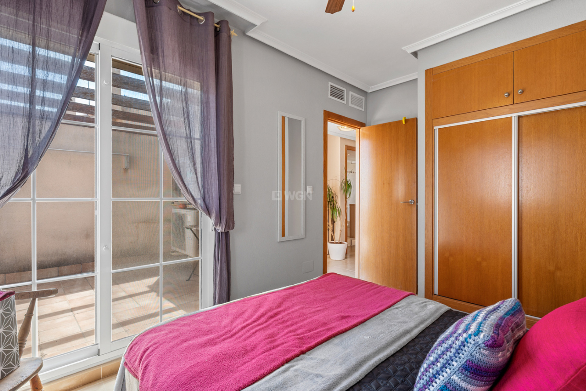 Resale - Townhouse - San Miguel de Salinas - Inland